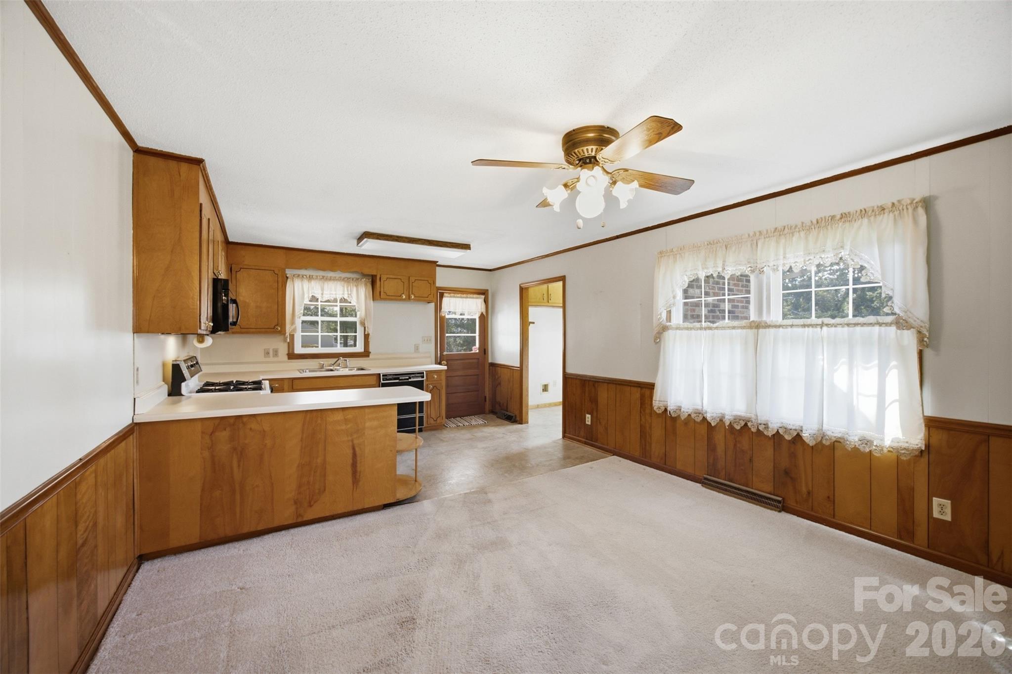 2311 Shaw Avenue — Gastonia