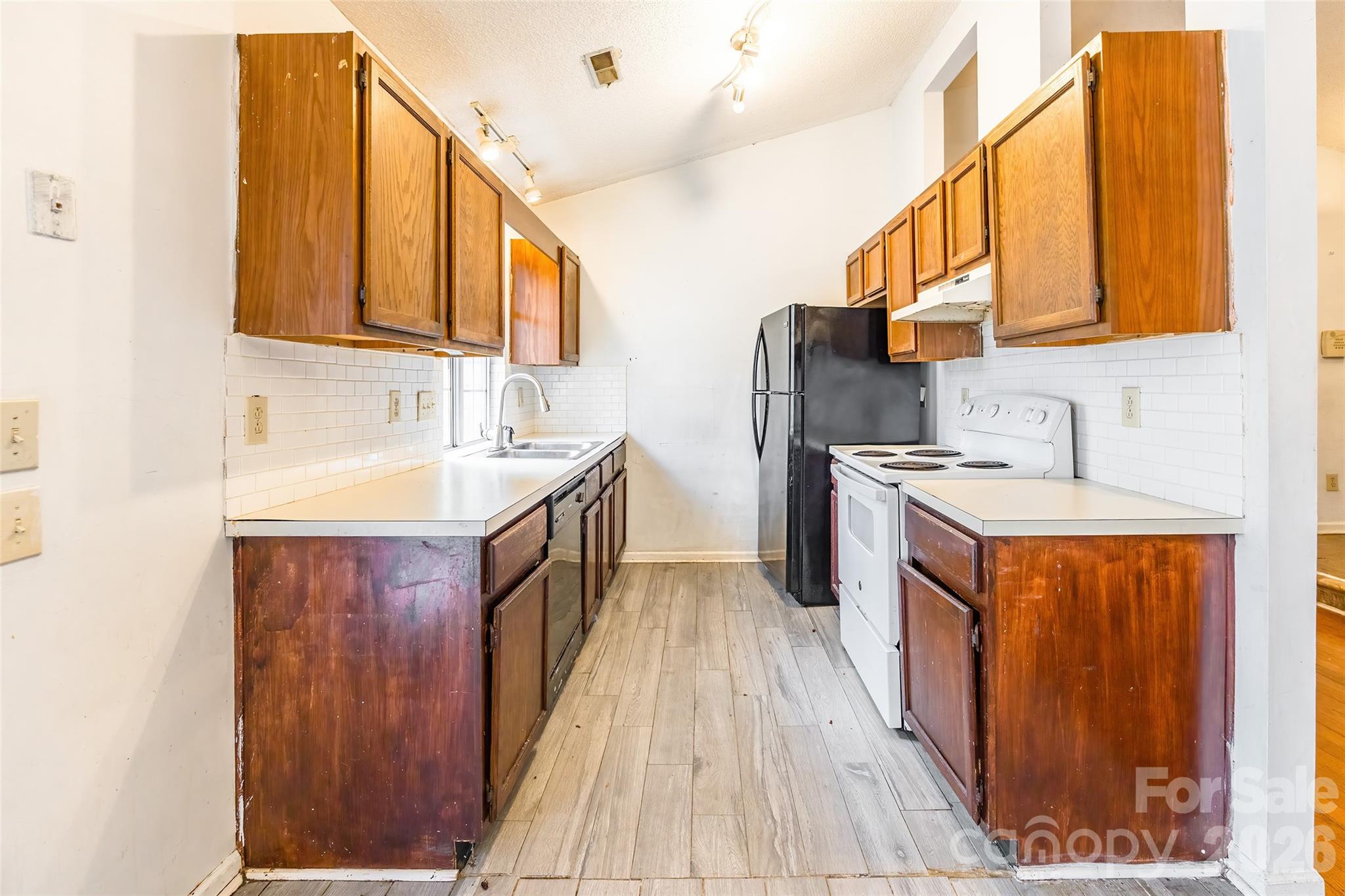 3552 Braewick Place — Charlotte