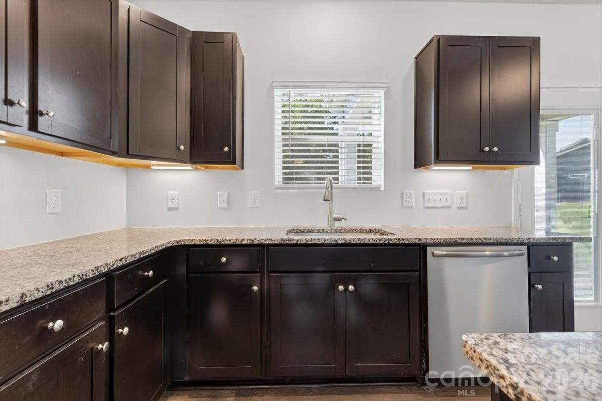 1406 Black Walnut Street — Monroe