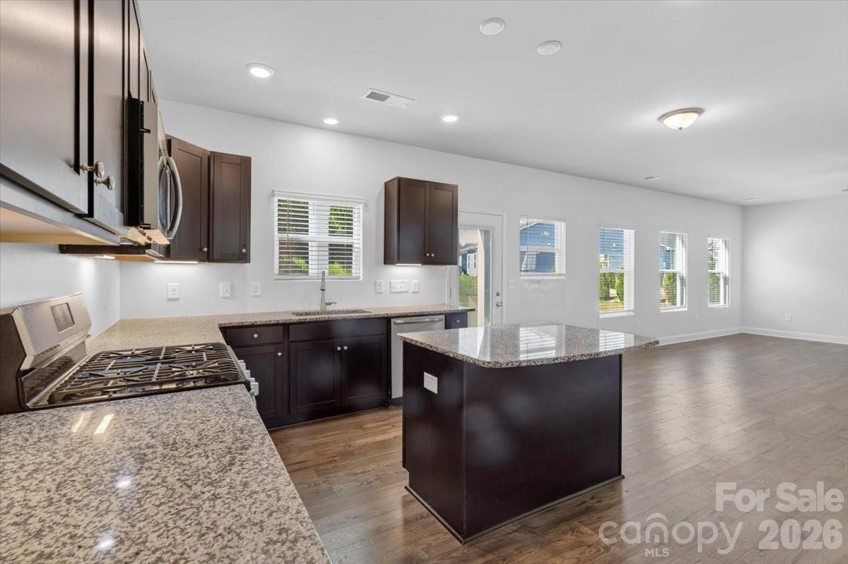 1406 Black Walnut Street — Monroe