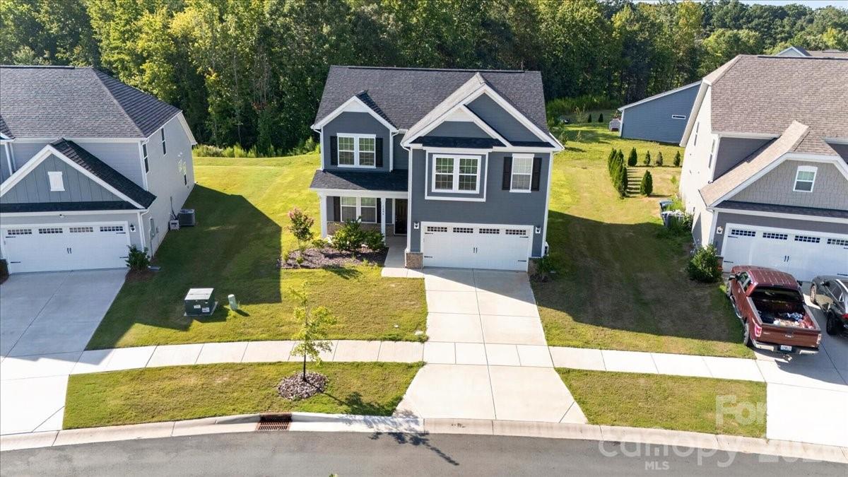 1406 Black Walnut Street — Monroe