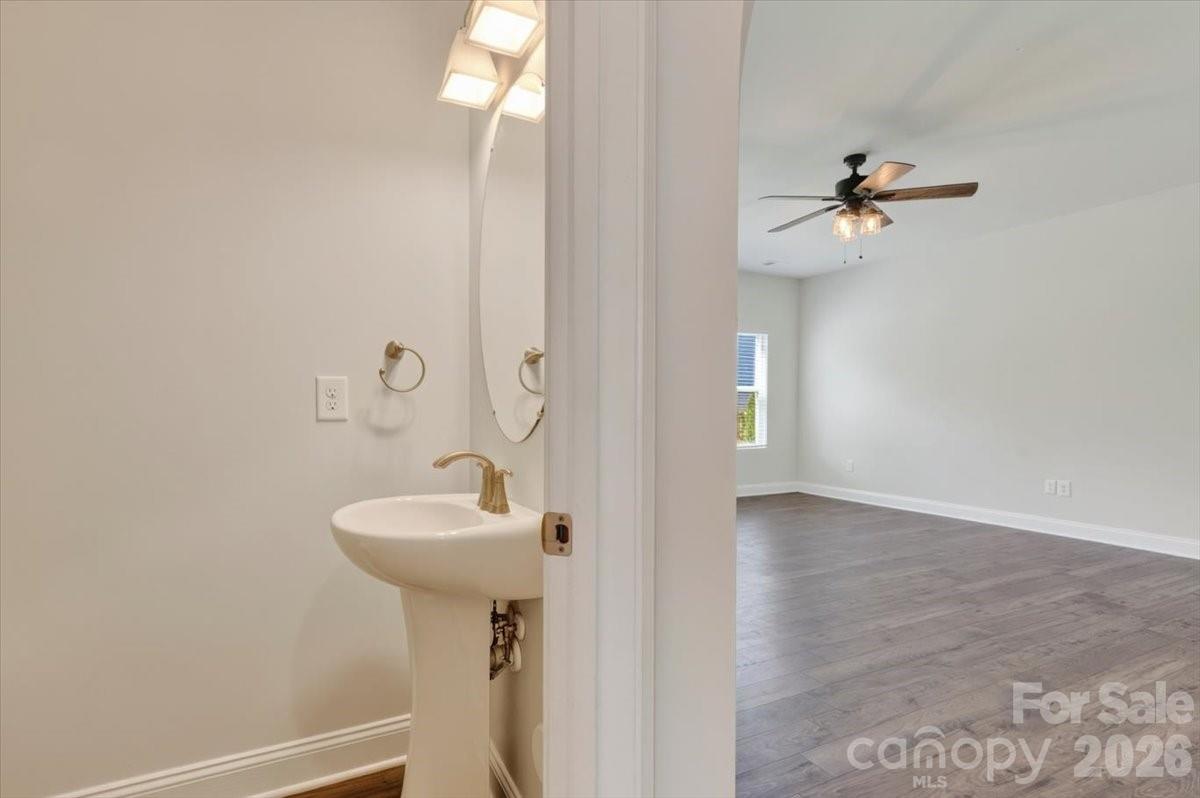 1406 Black Walnut Street — Monroe