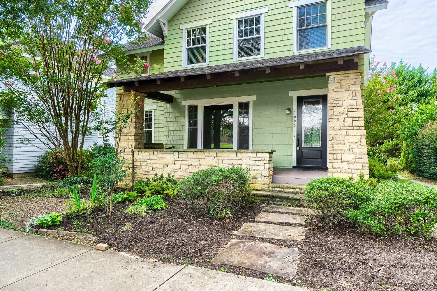 1006 Assembly Street — Belmont