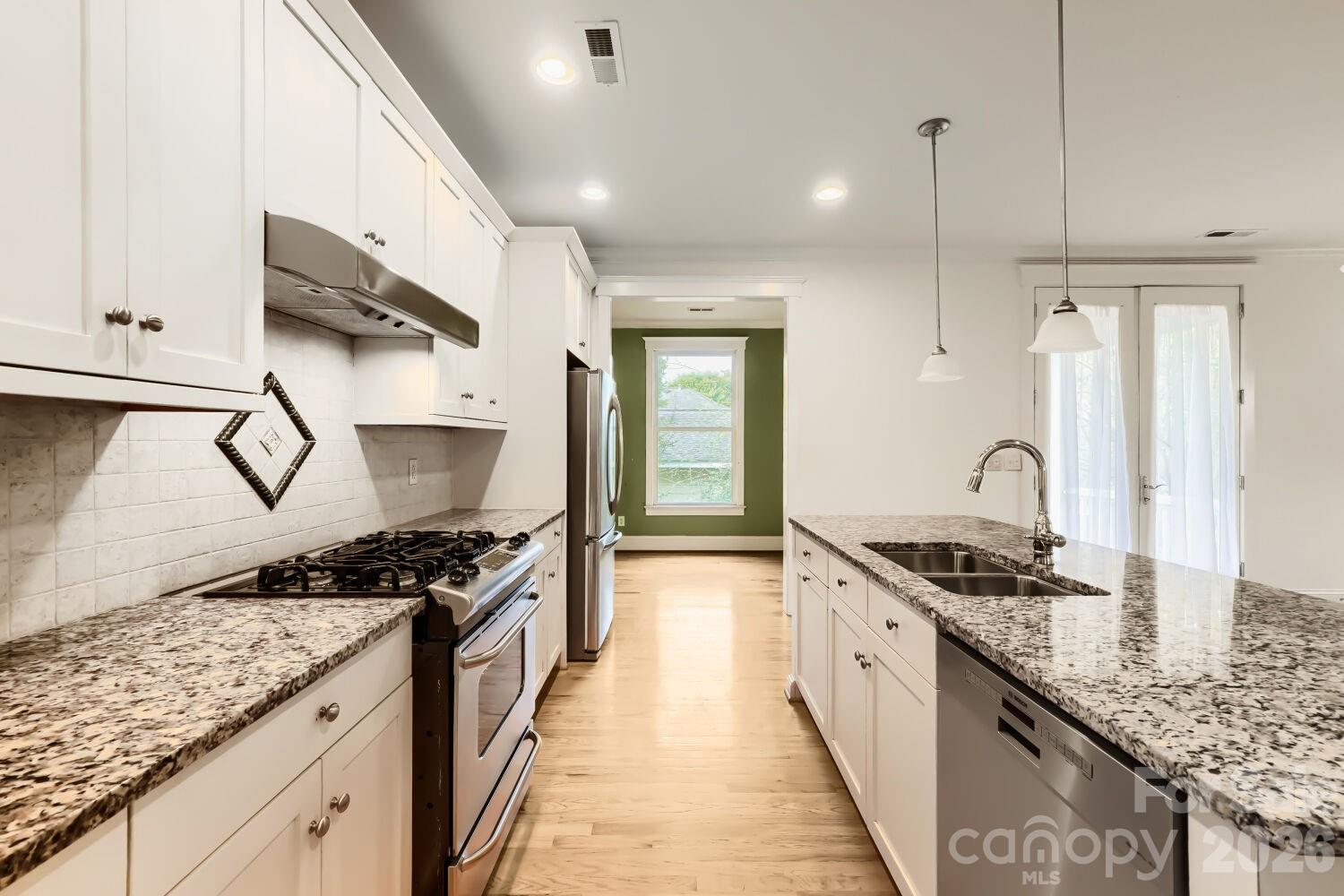 1006 Assembly Street — Belmont