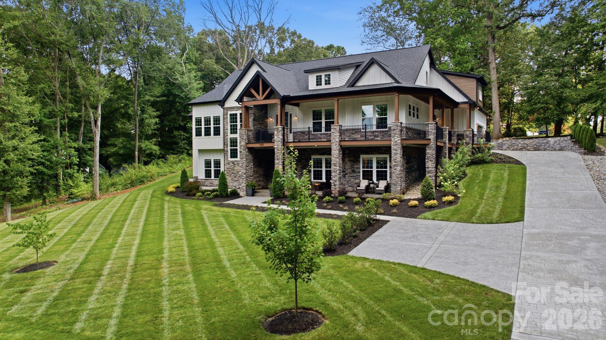 6021 Monticello Drive NW — Concord