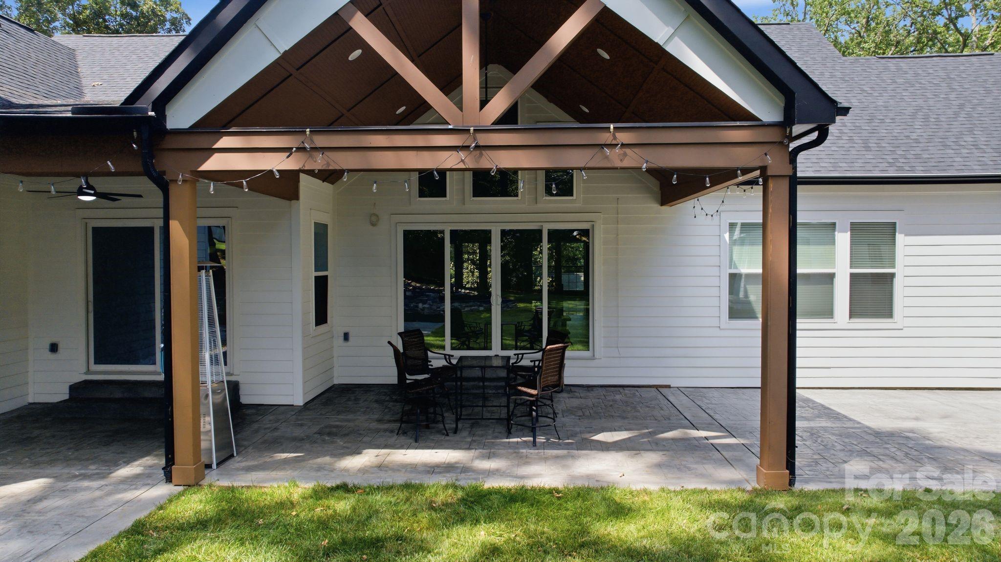 6021 Monticello Drive NW — Concord