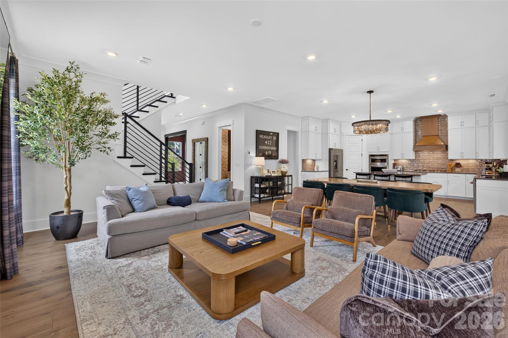 14109 White Gardens Lane — Huntersville