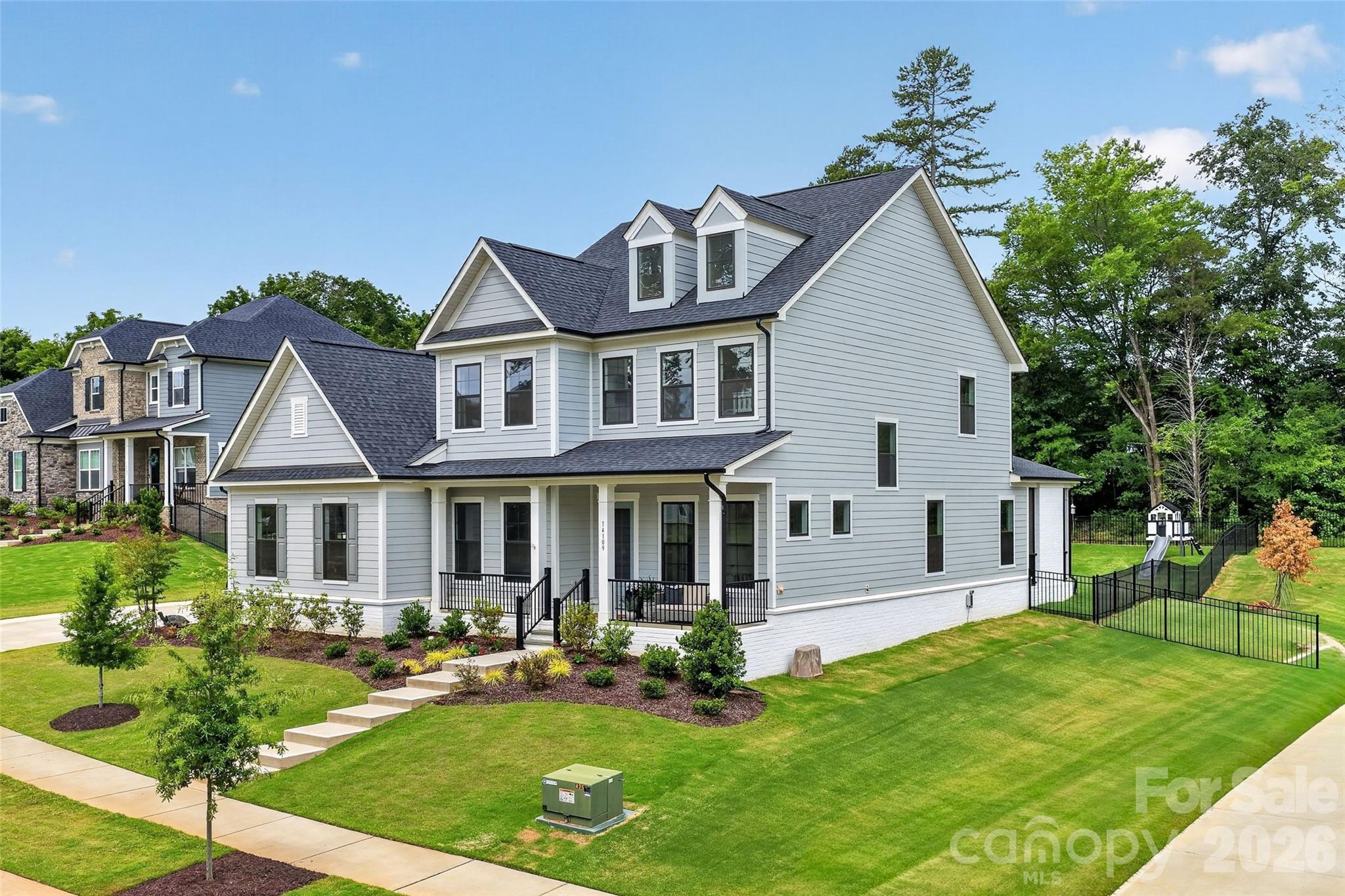 14109 White Gardens Lane — Huntersville