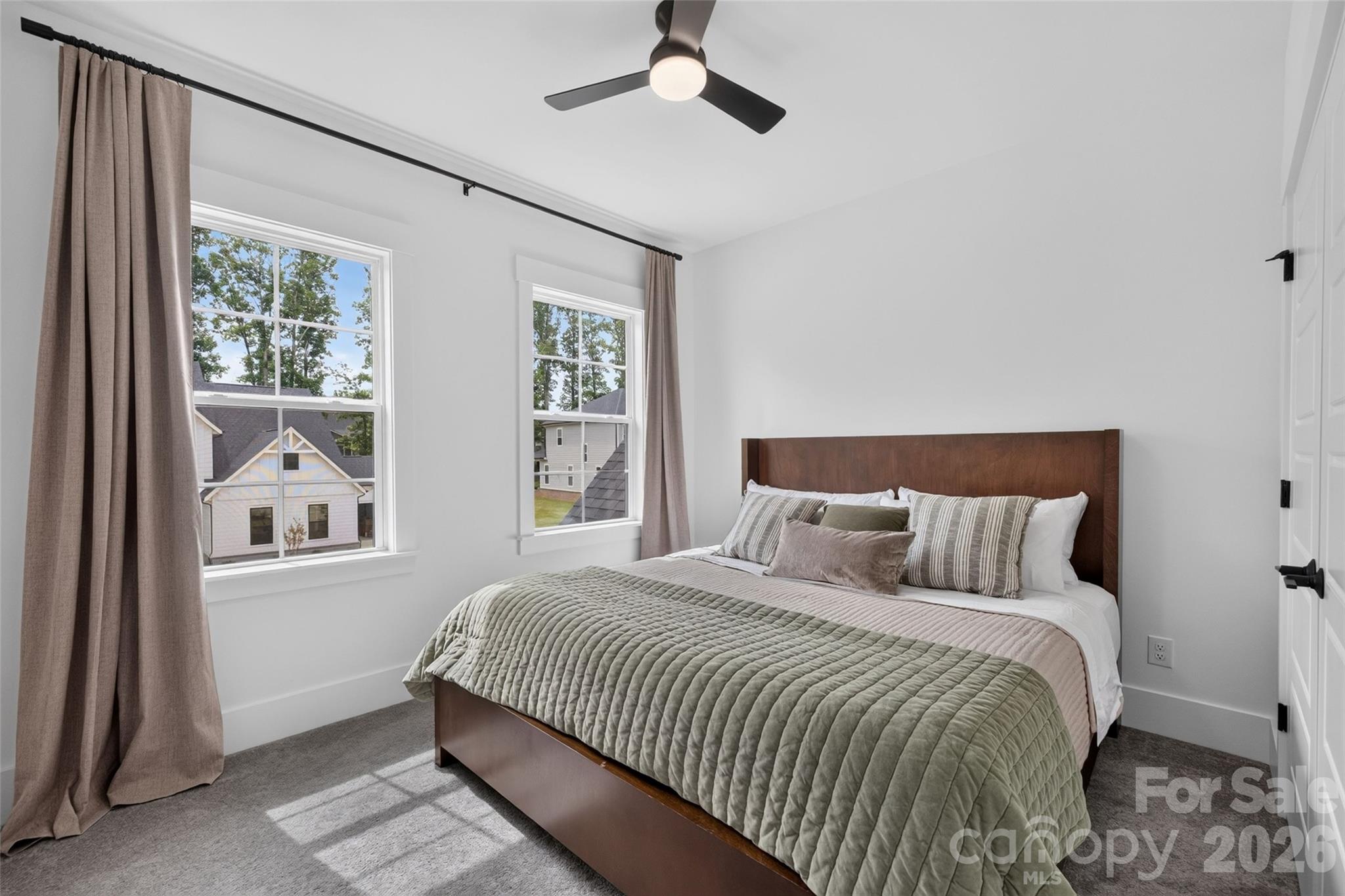 14109 White Gardens Lane — Huntersville