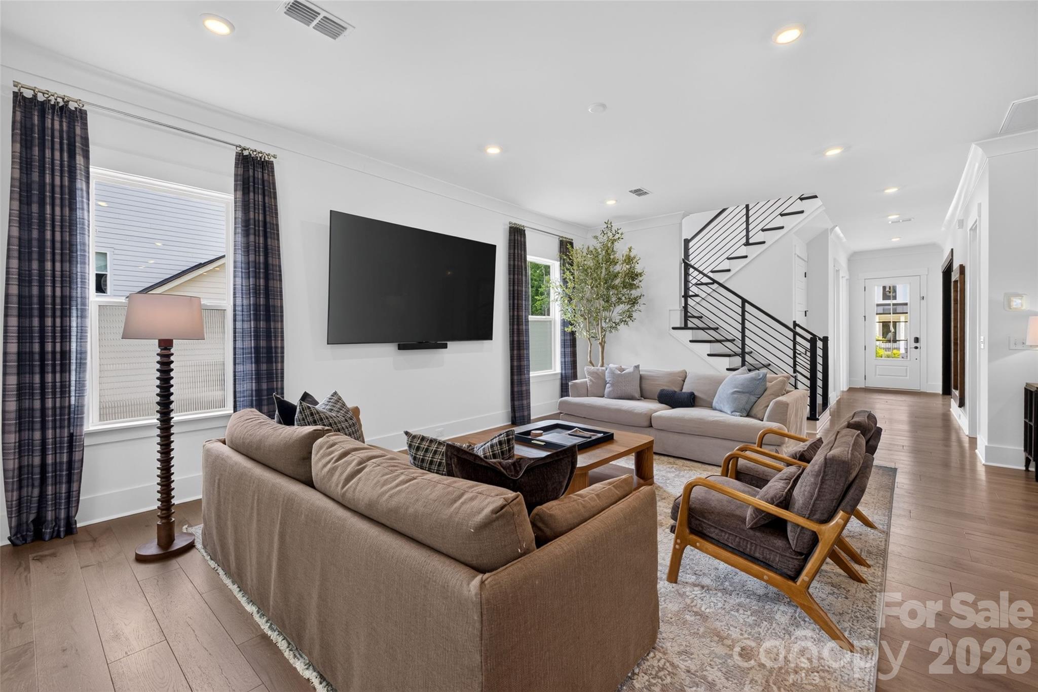 14109 White Gardens Lane — Huntersville