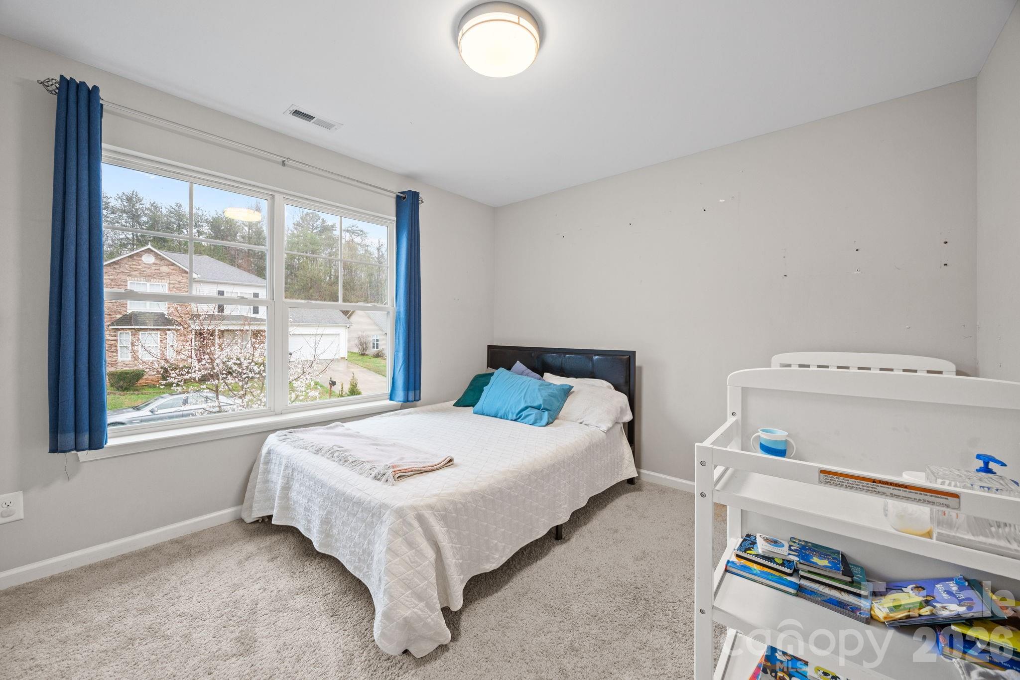 865 Winterside Lane — Winston Salem