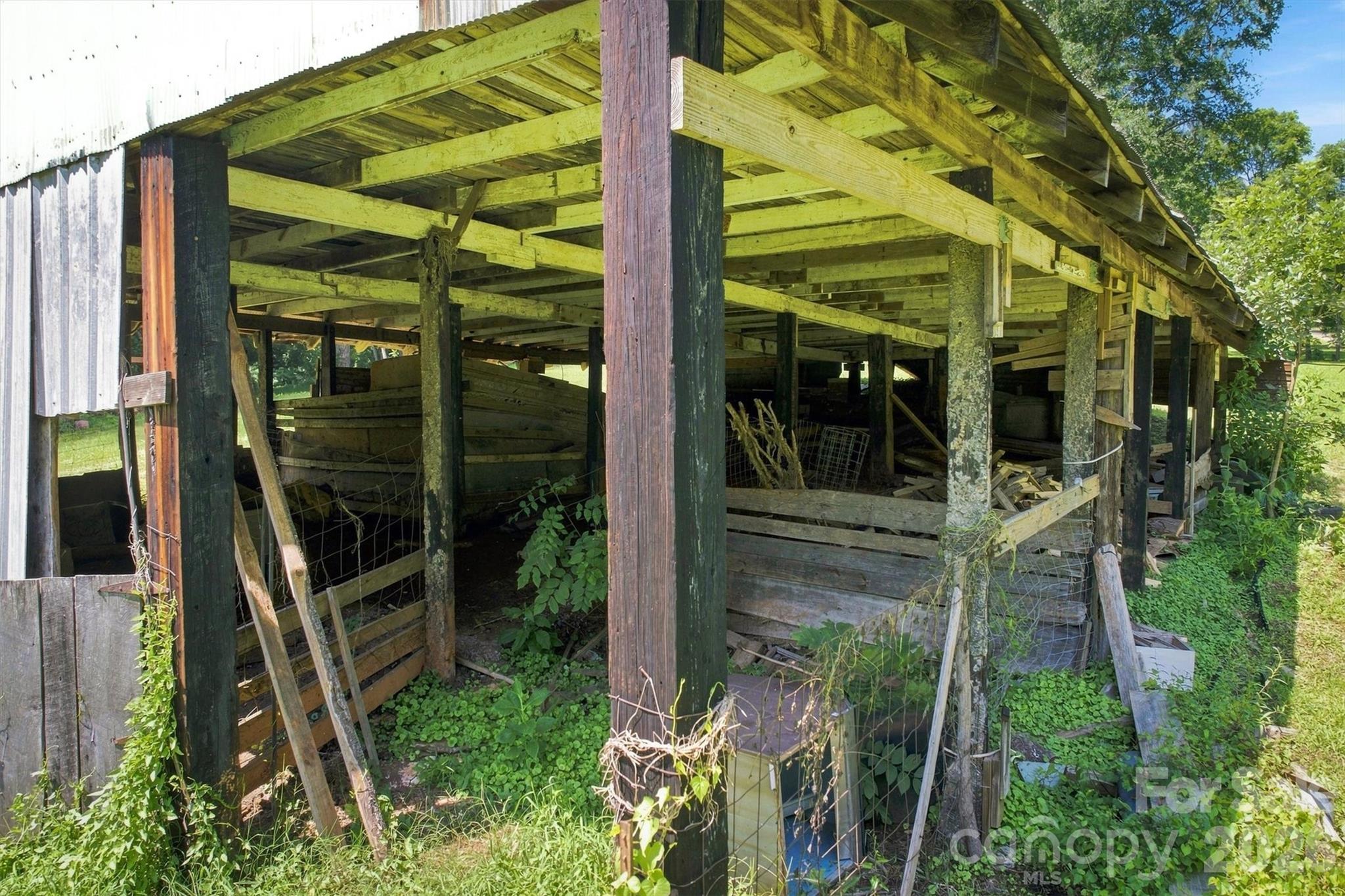 116 Amherst Road — Morganton