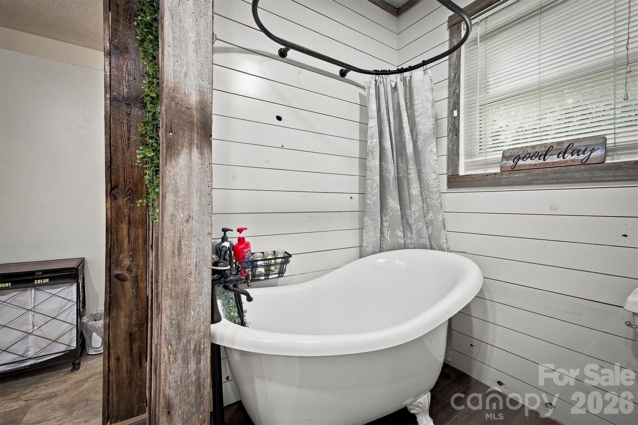116 Amherst Road — Morganton