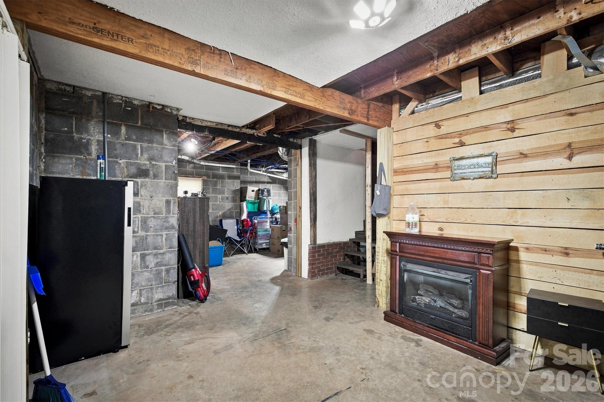 116 Amherst Road — Morganton