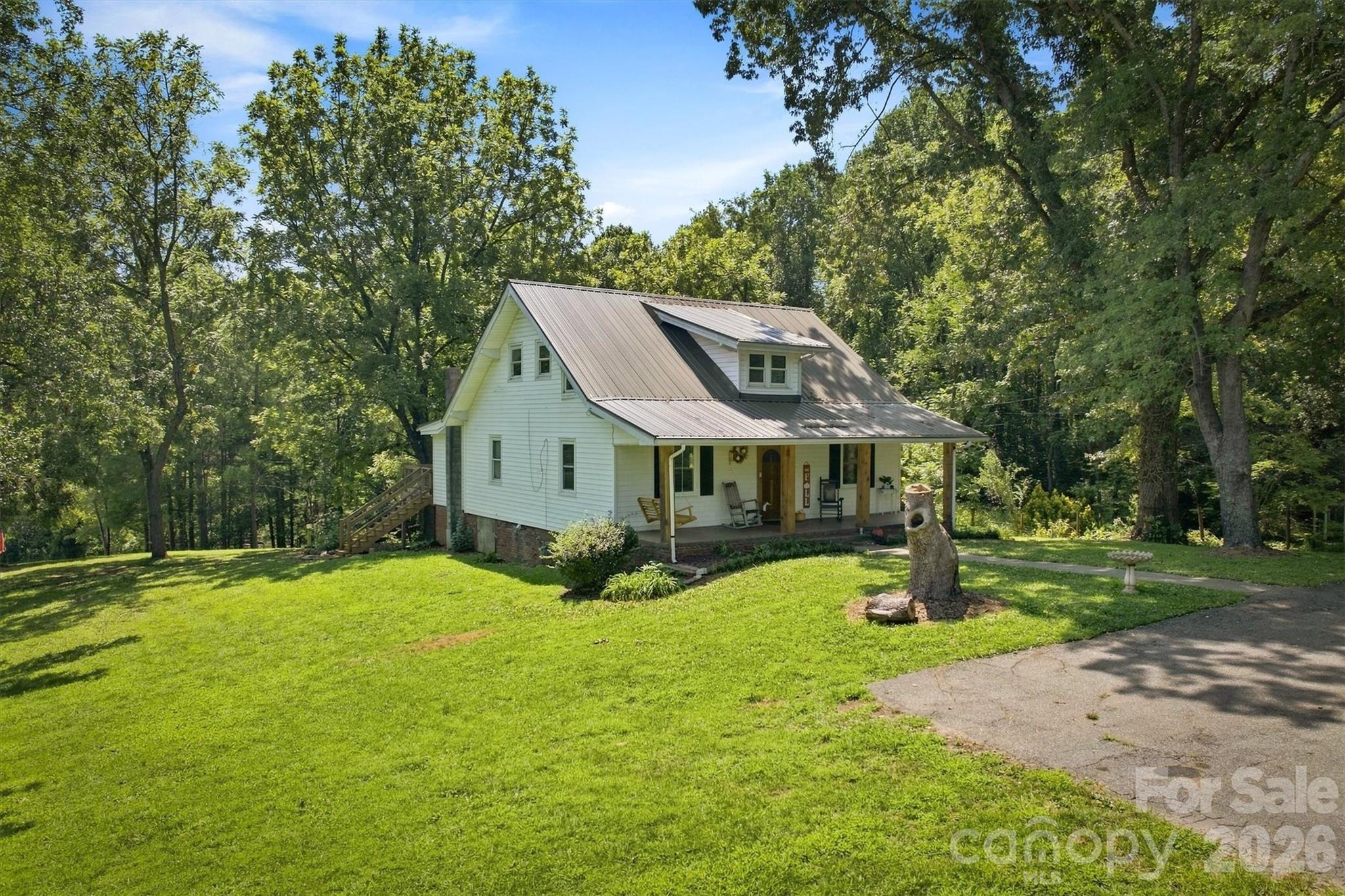 116 Amherst Road — Morganton