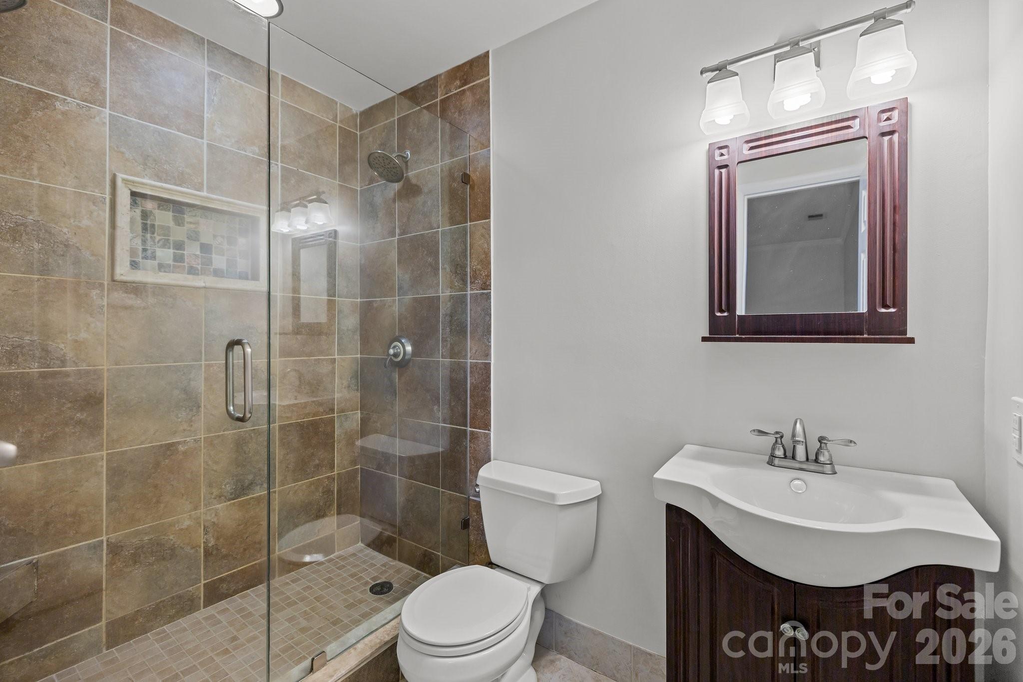 6713 William Harry Court — Charlotte