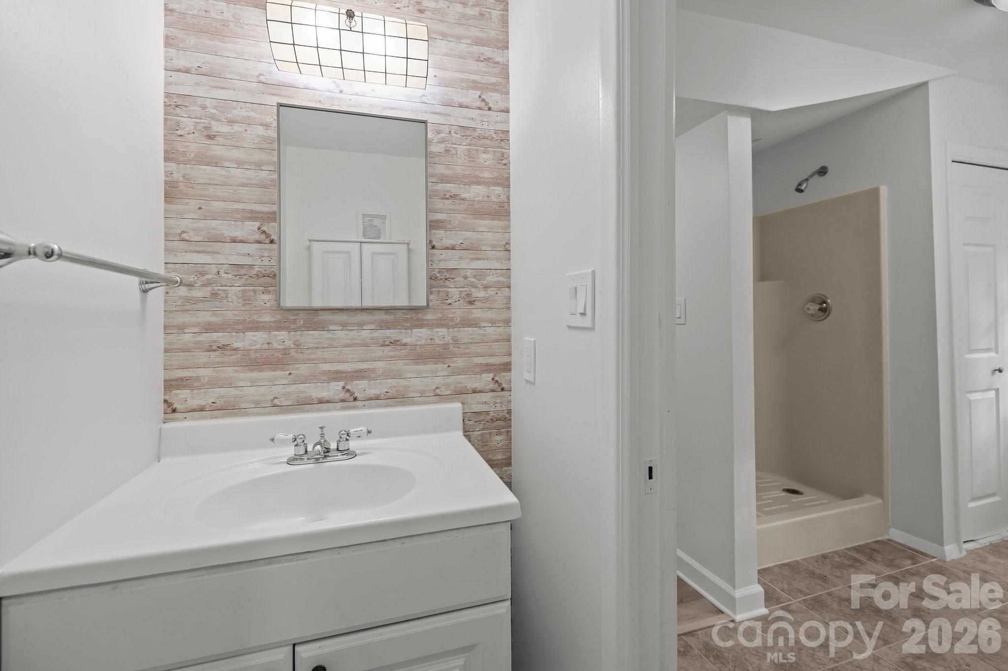 6713 William Harry Court — Charlotte