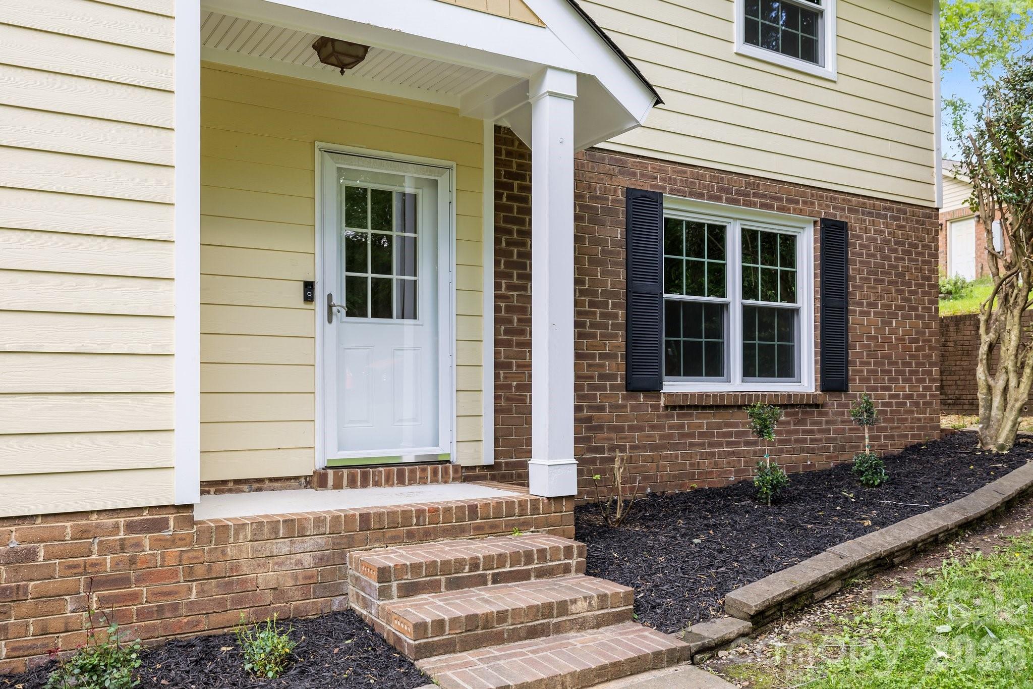 6713 William Harry Court — Charlotte
