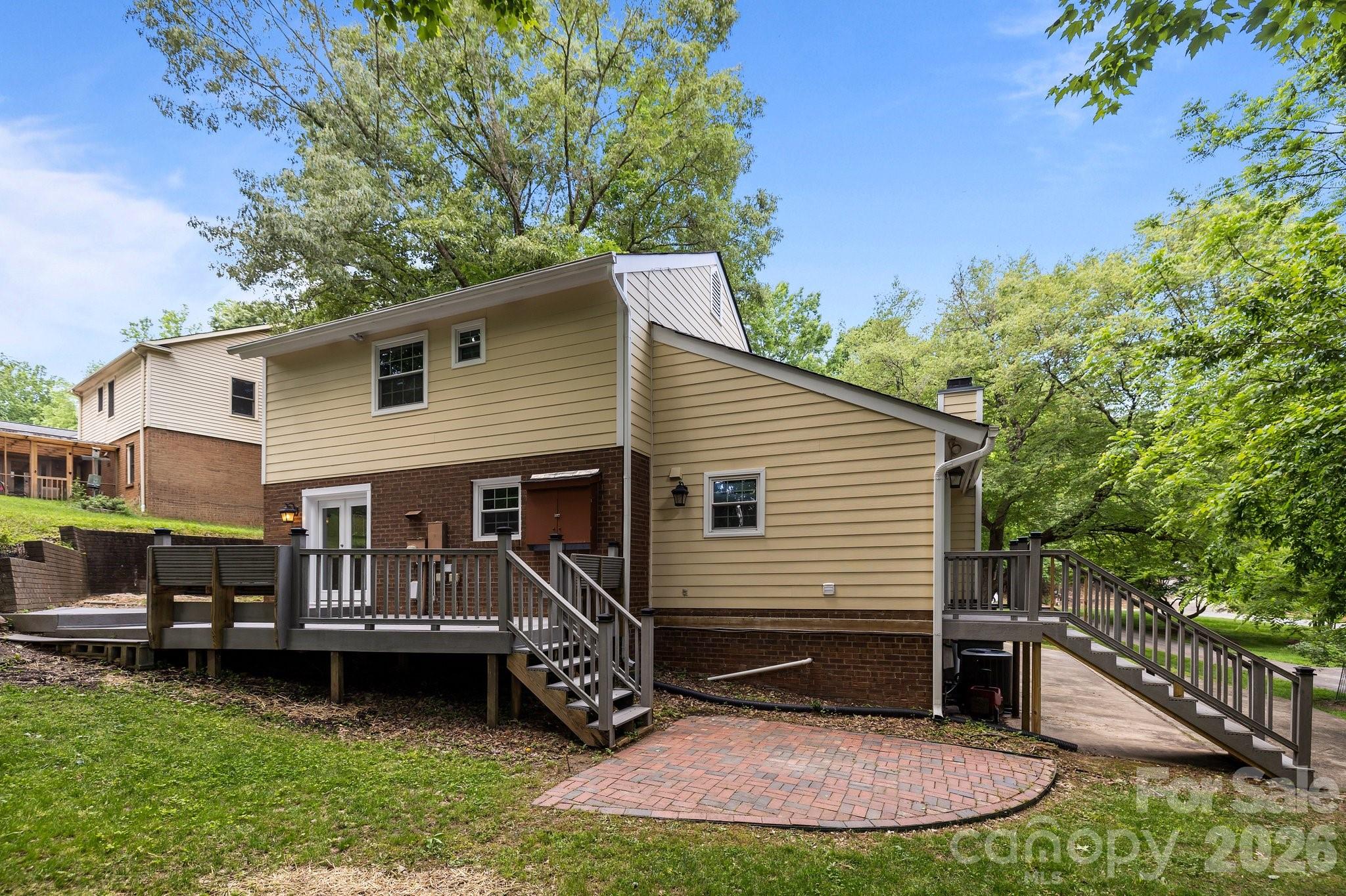 6713 William Harry Court — Charlotte
