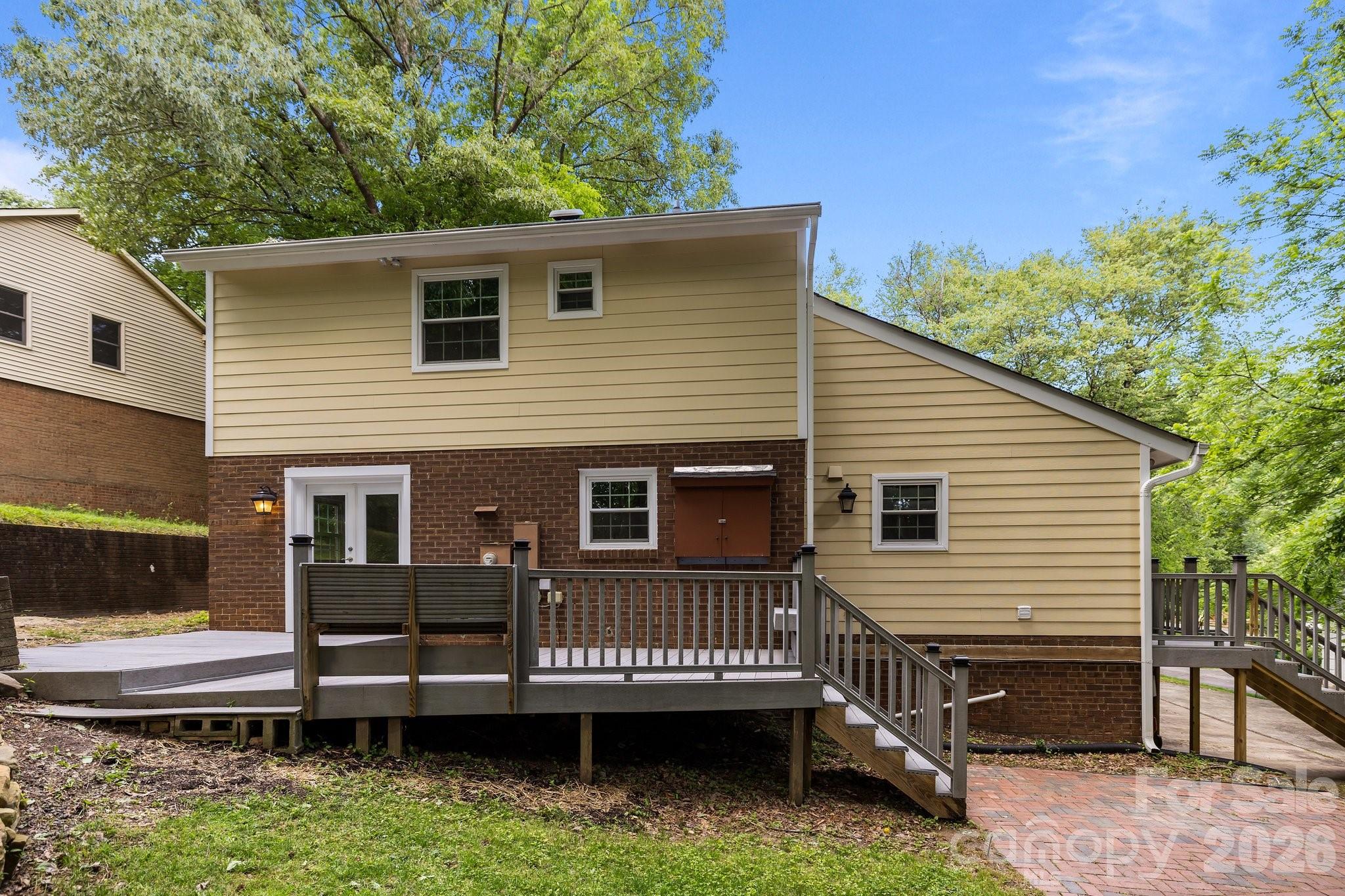 6713 William Harry Court — Charlotte