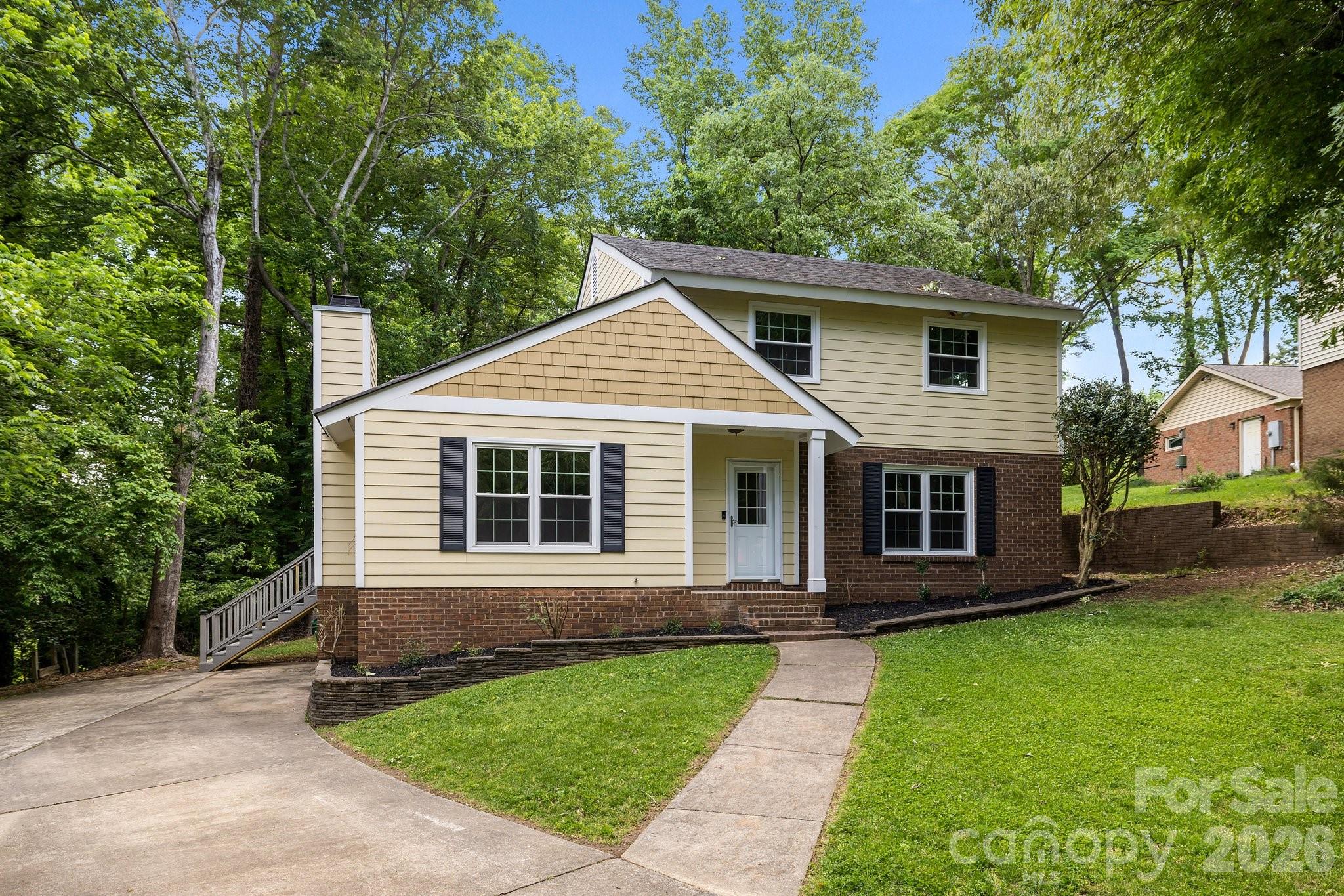 6713 William Harry Court — Charlotte