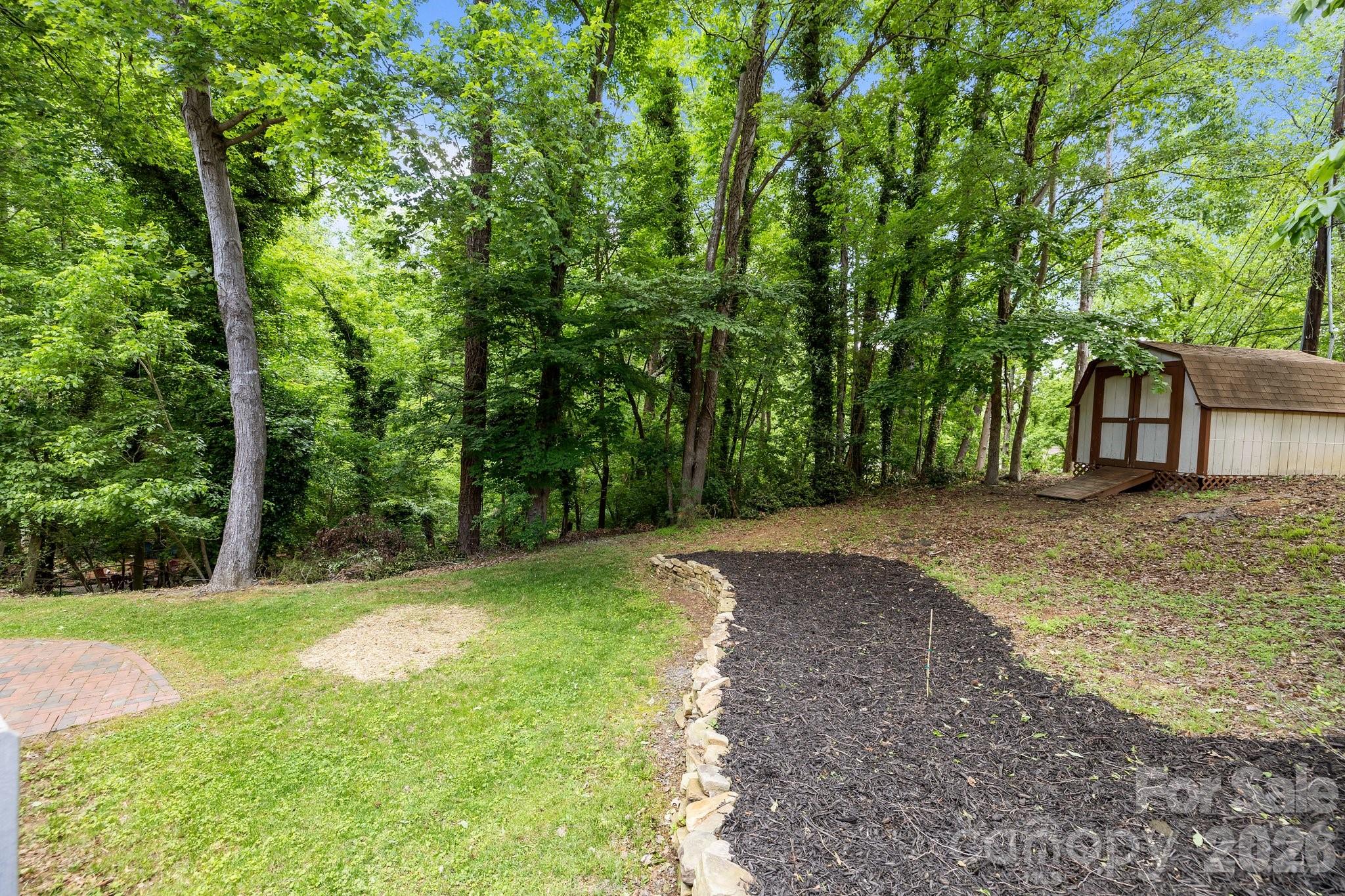 6713 William Harry Court — Charlotte
