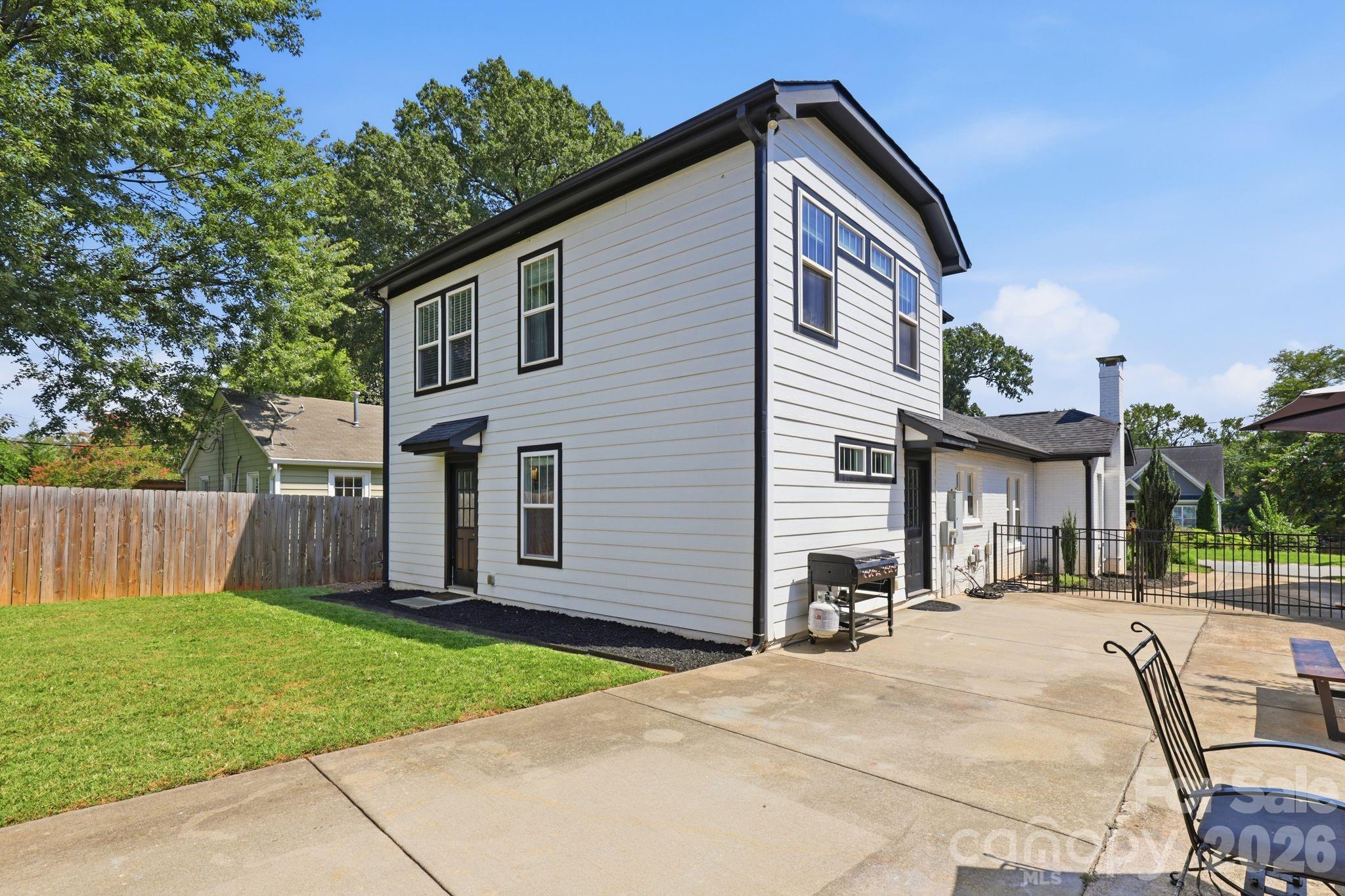 3405 Benard Avenue — Charlotte