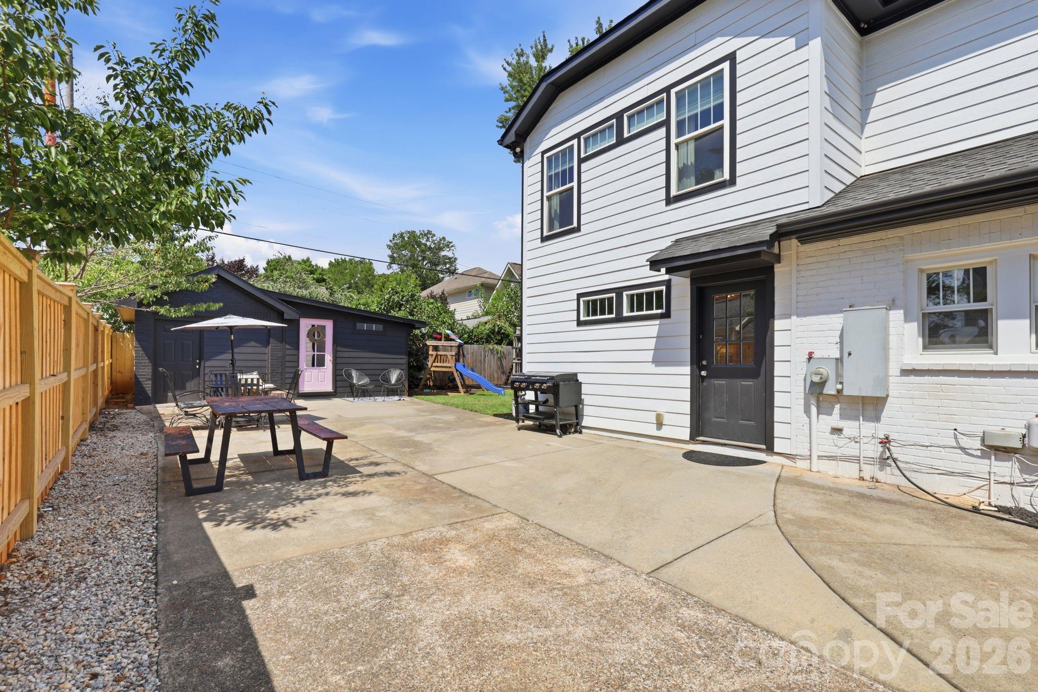 3405 Benard Avenue — Charlotte