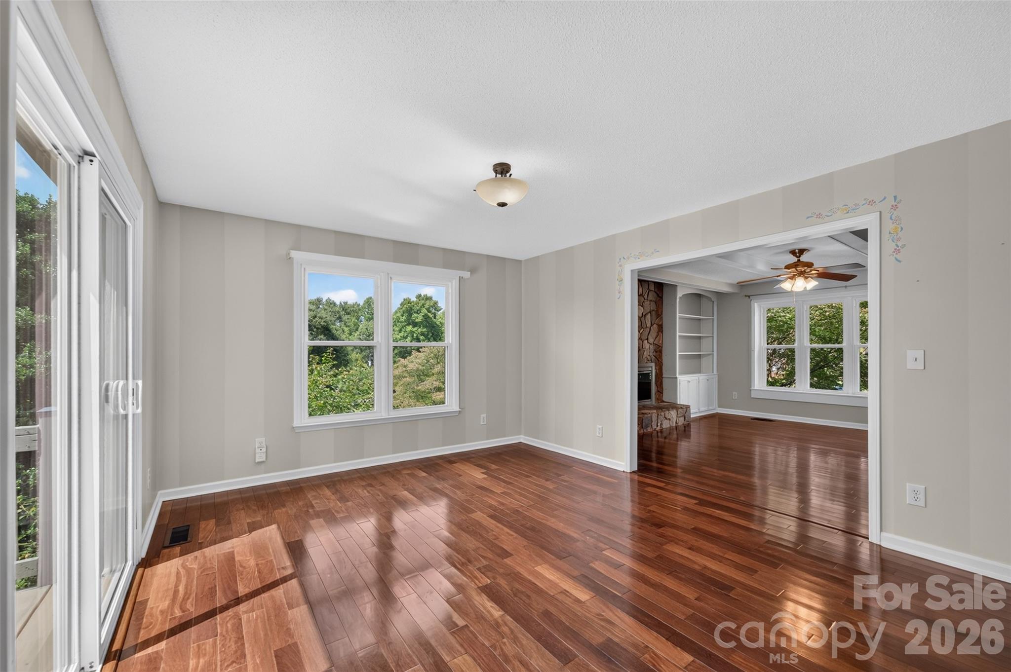 2923 Dogwood Drive — Claremont