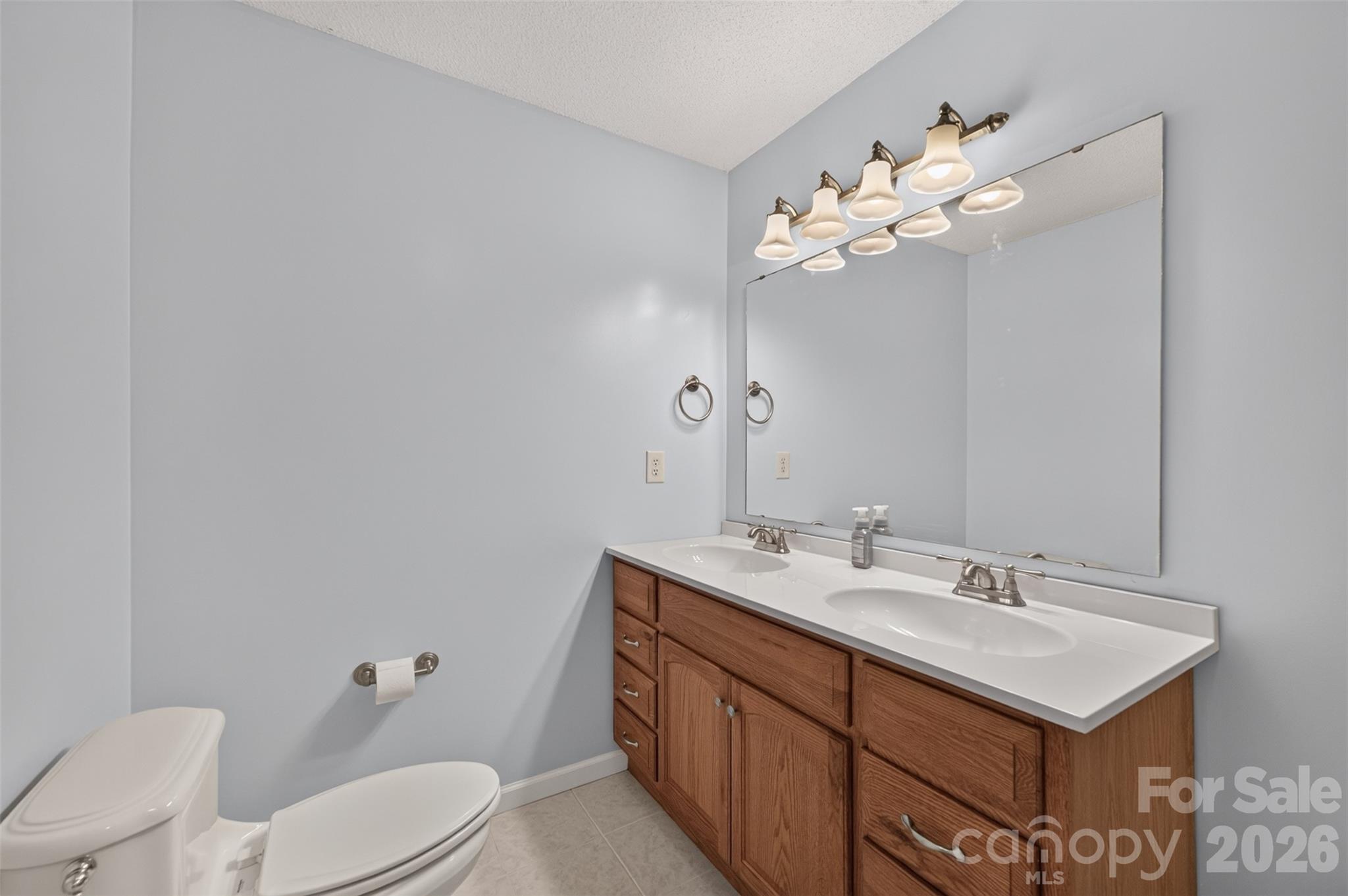 2923 Dogwood Drive — Claremont