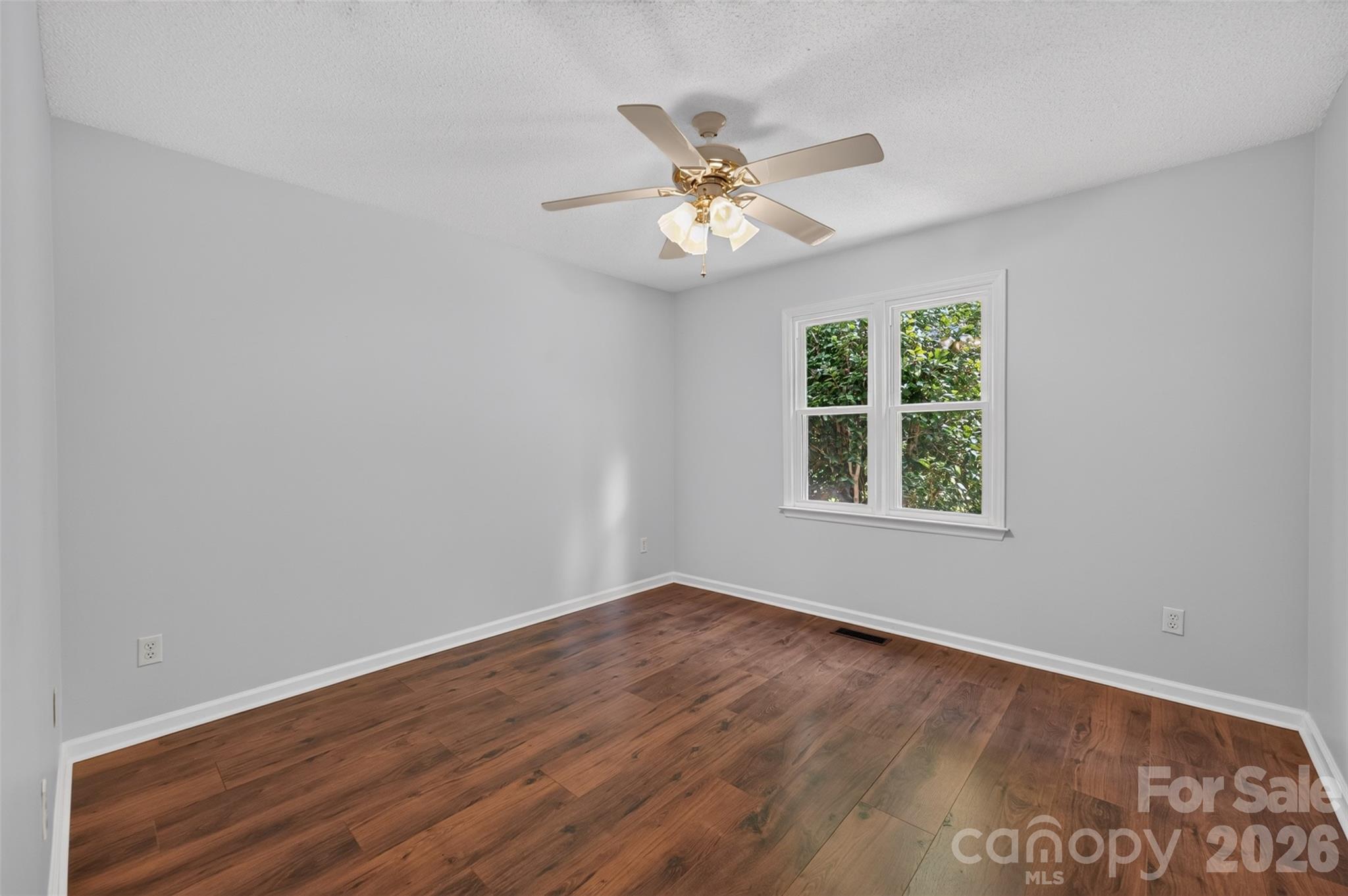 2923 Dogwood Drive — Claremont