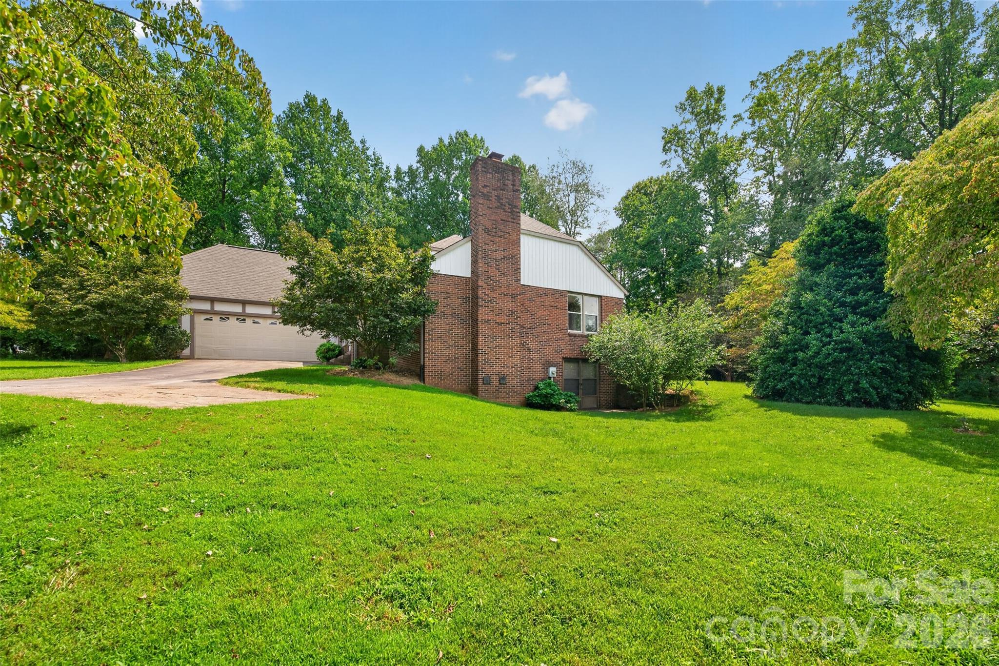 2923 Dogwood Drive — Claremont