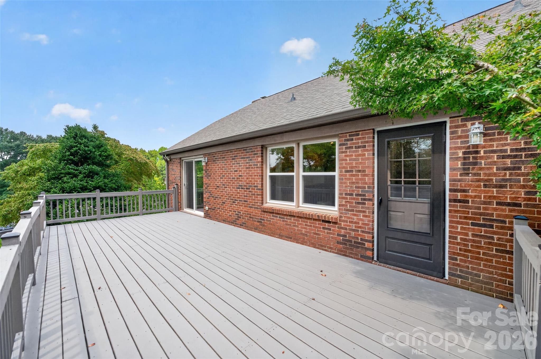 2923 Dogwood Drive — Claremont