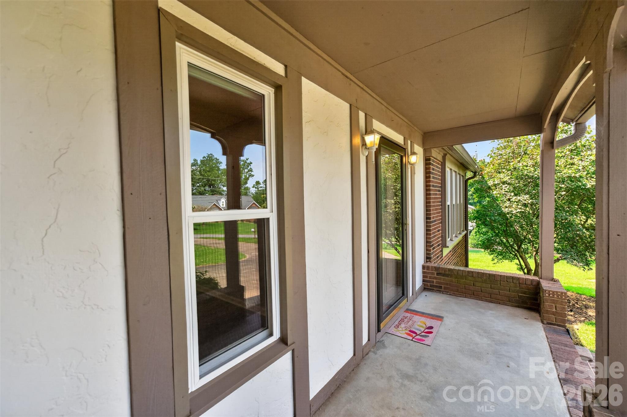 2923 Dogwood Drive — Claremont
