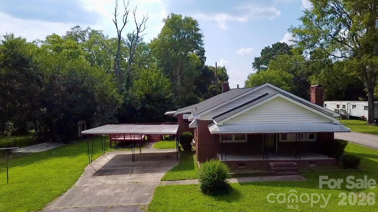 213 Jewel Street — Chester
