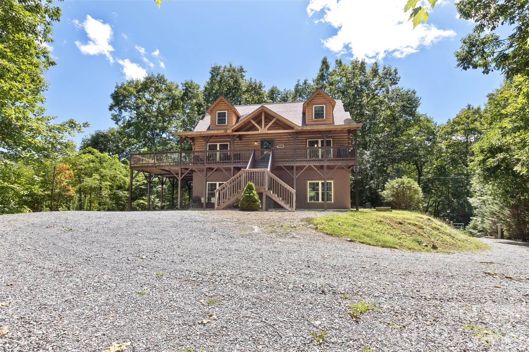 153 Tall Oaks Drive — Maggie Valley