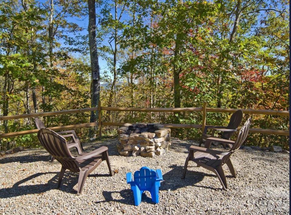 153 Tall Oaks Drive — Maggie Valley