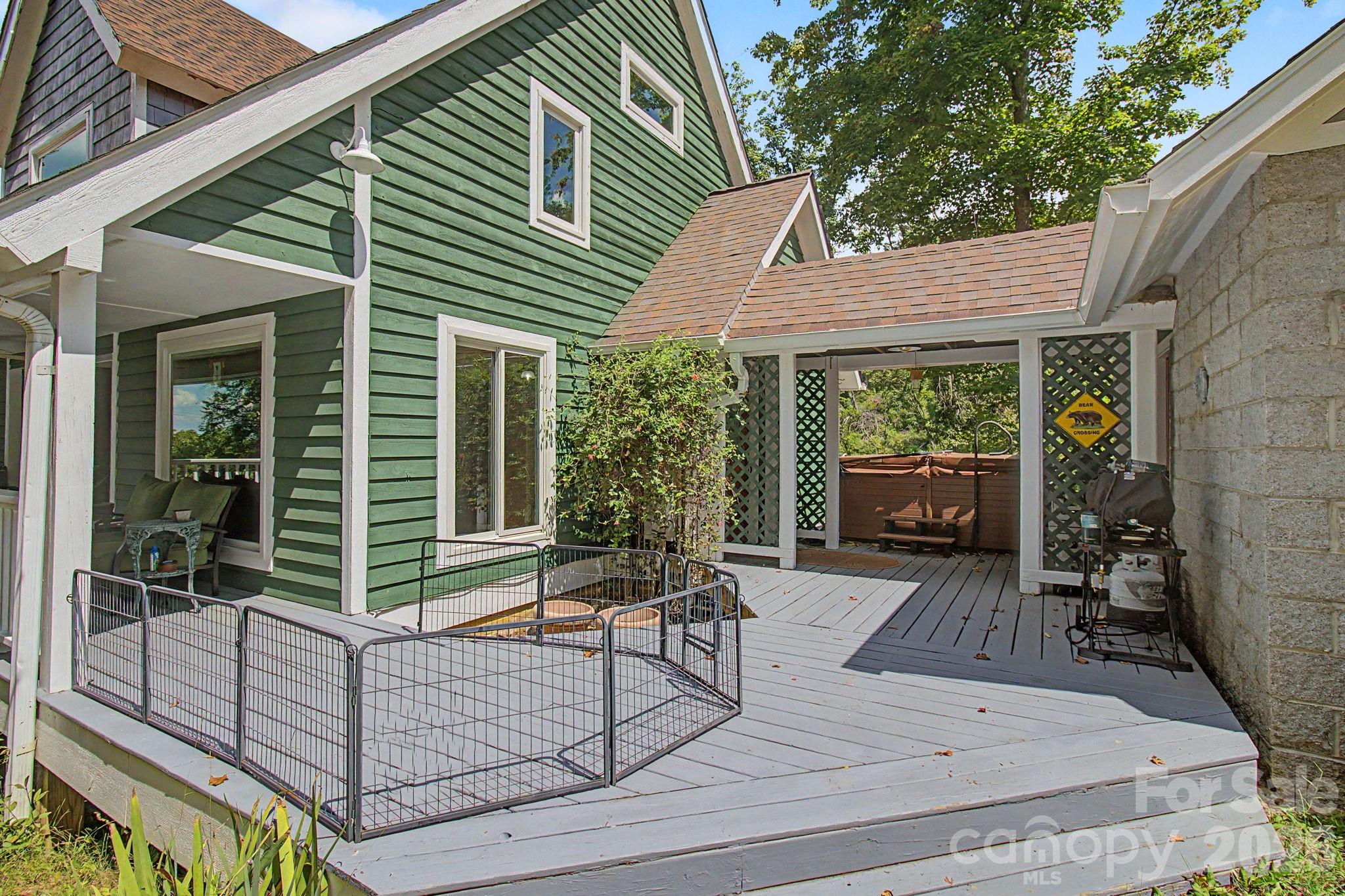 270 Upper Herron Cove Road — Weaverville