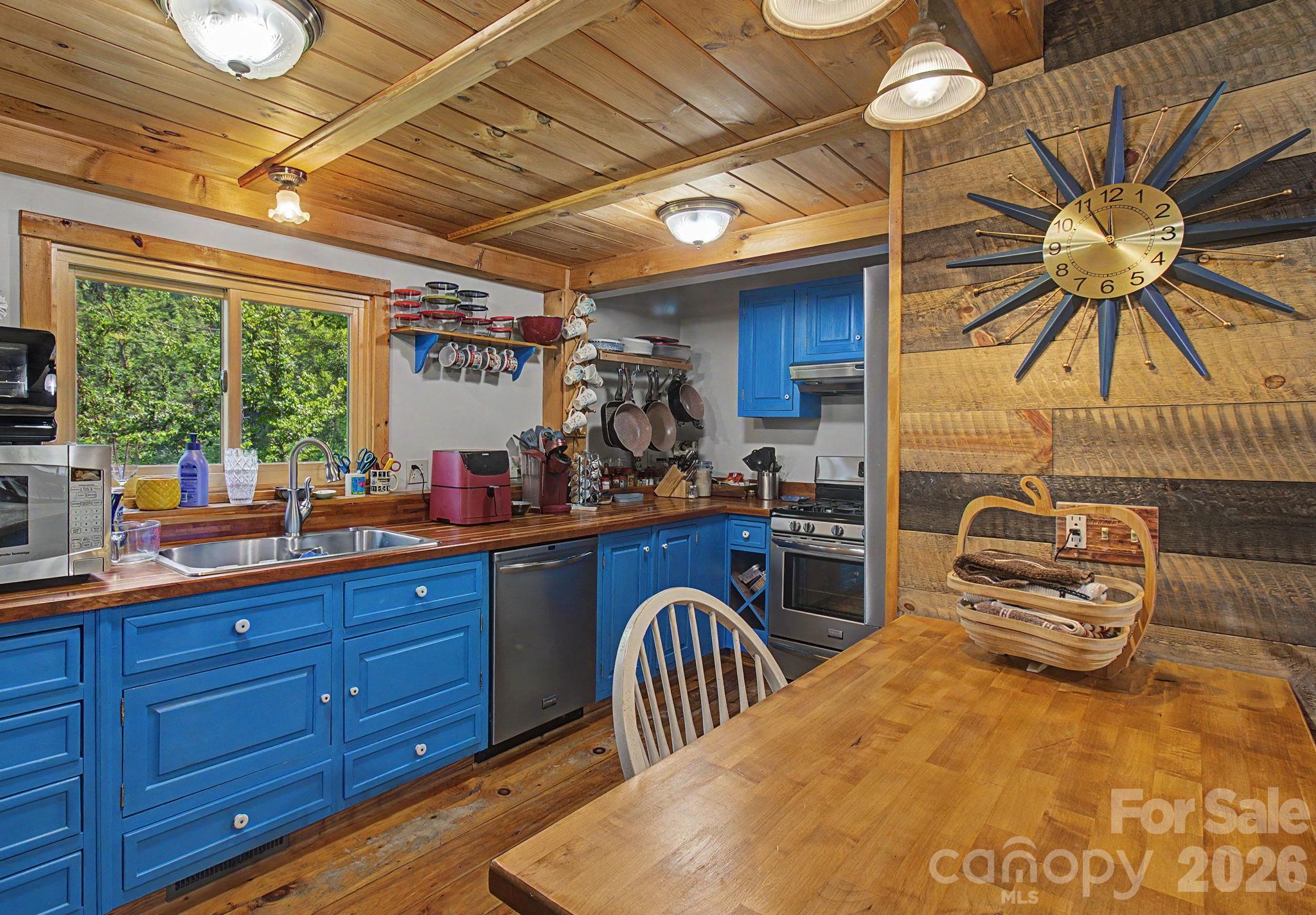 270 Upper Herron Cove Road — Weaverville