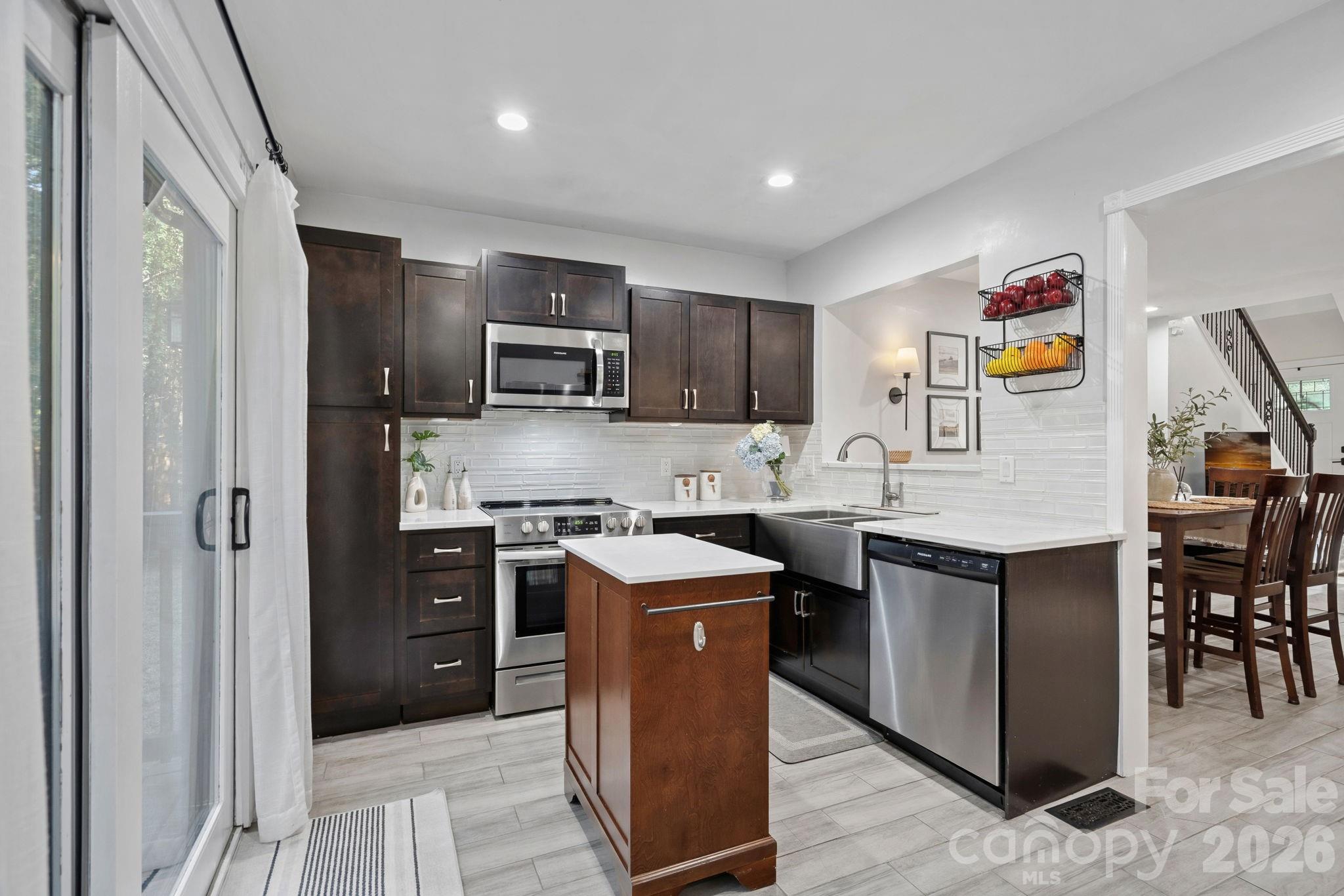 8331 Trail View Drive — Charlotte