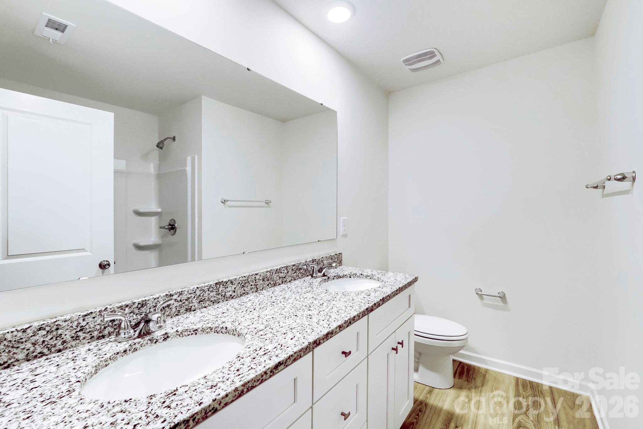 178 E Panther Creek Road — Troutman