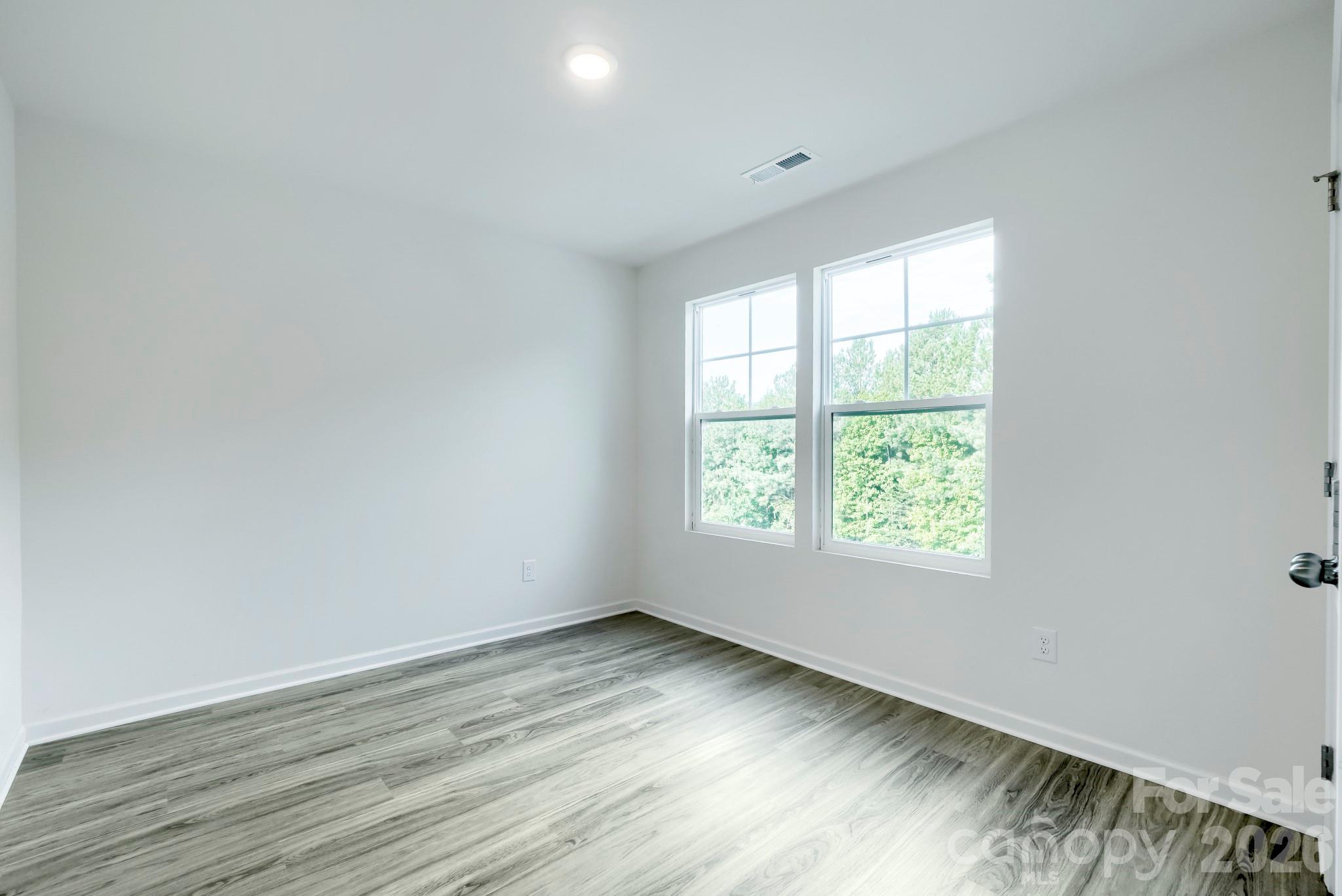 178 E Panther Creek Road — Troutman