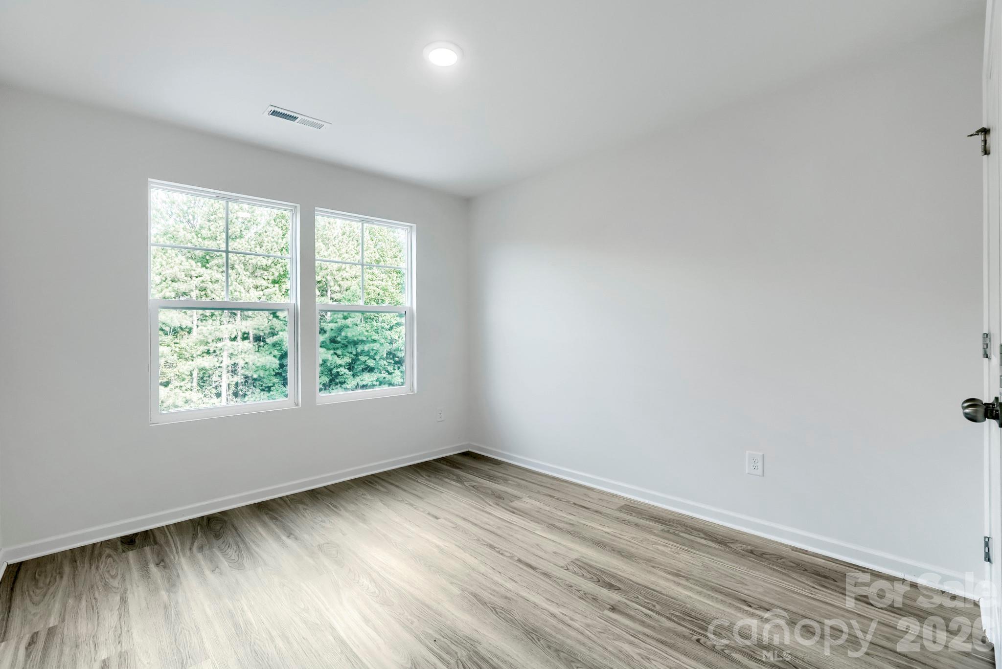 178 E Panther Creek Road — Troutman