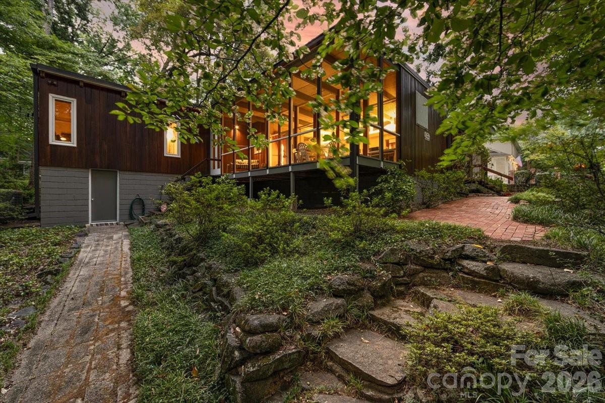 501 Ellsworth Road — Charlotte