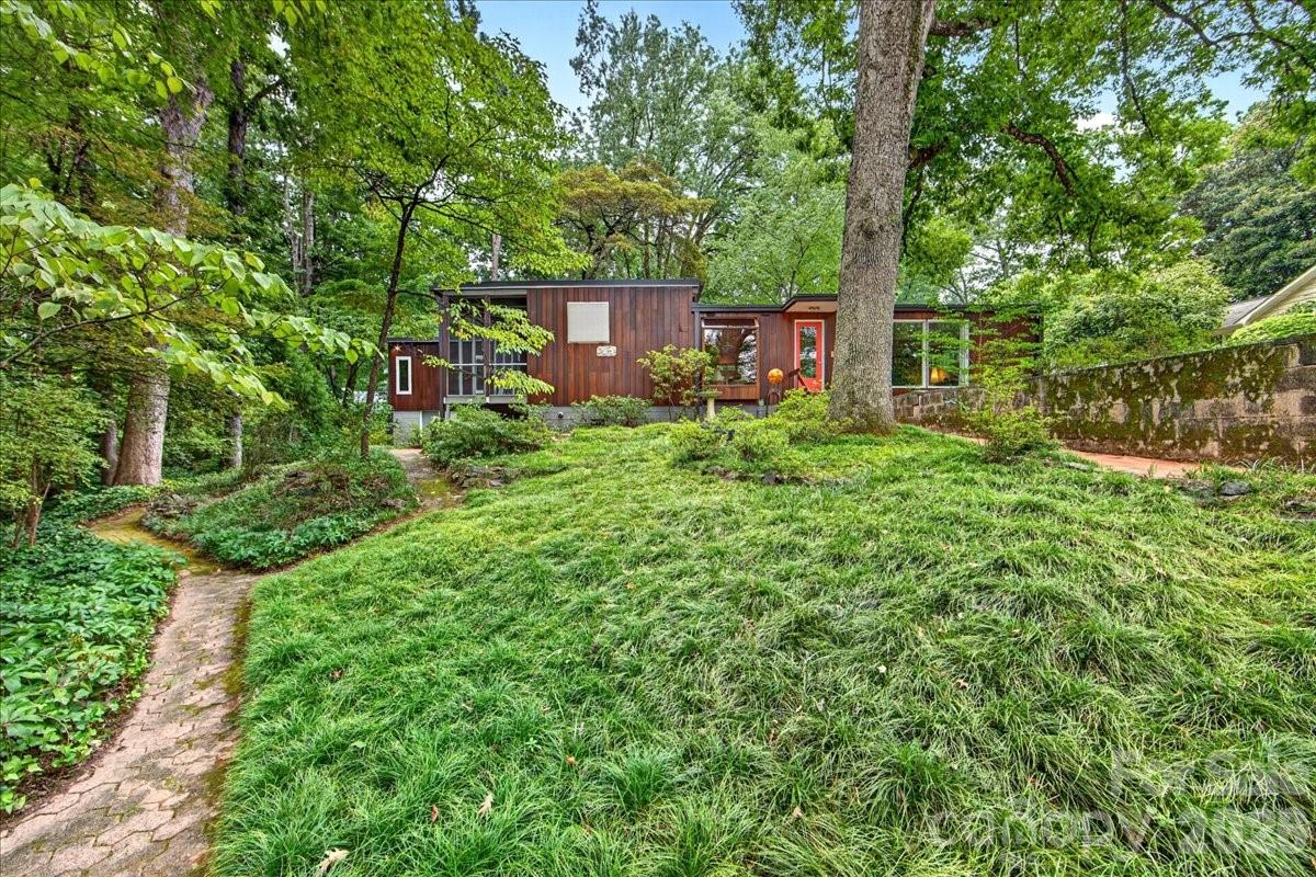 501 Ellsworth Road — Charlotte