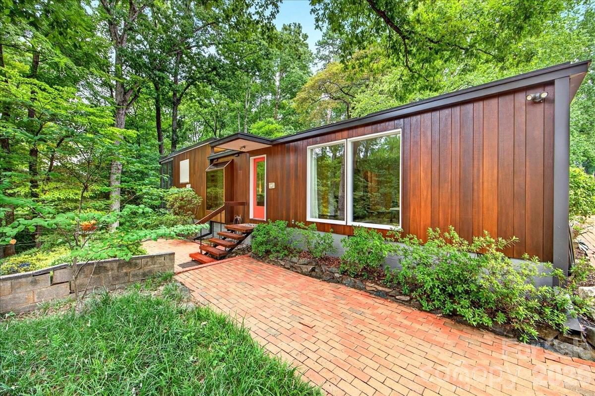 501 Ellsworth Road — Charlotte