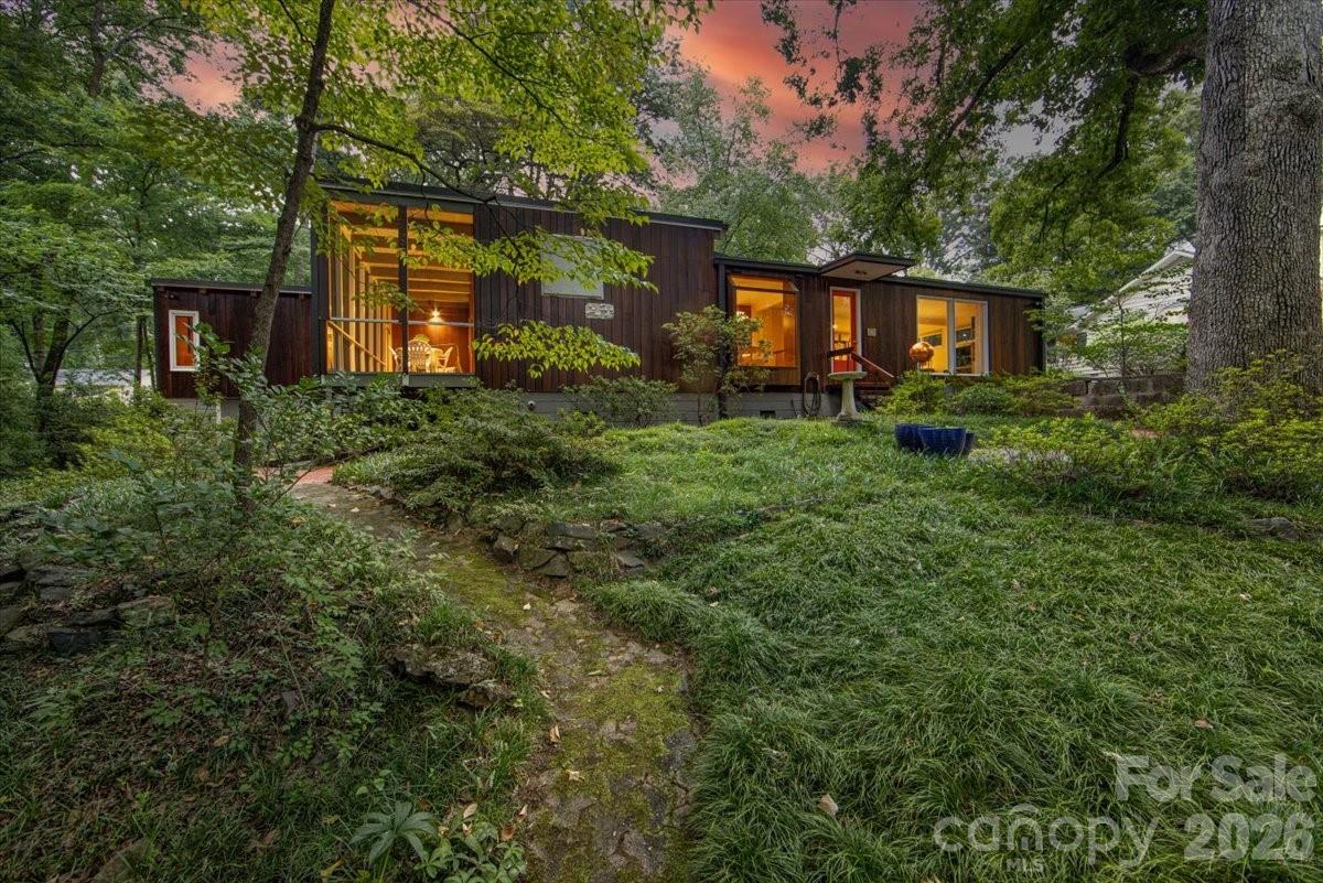 501 Ellsworth Road — Charlotte