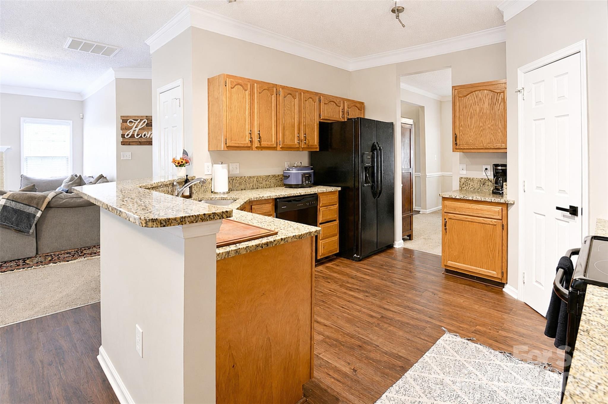 3837 Beauvista Drive — Charlotte