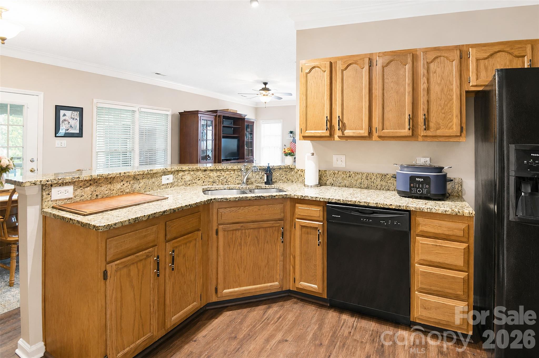 3837 Beauvista Drive — Charlotte