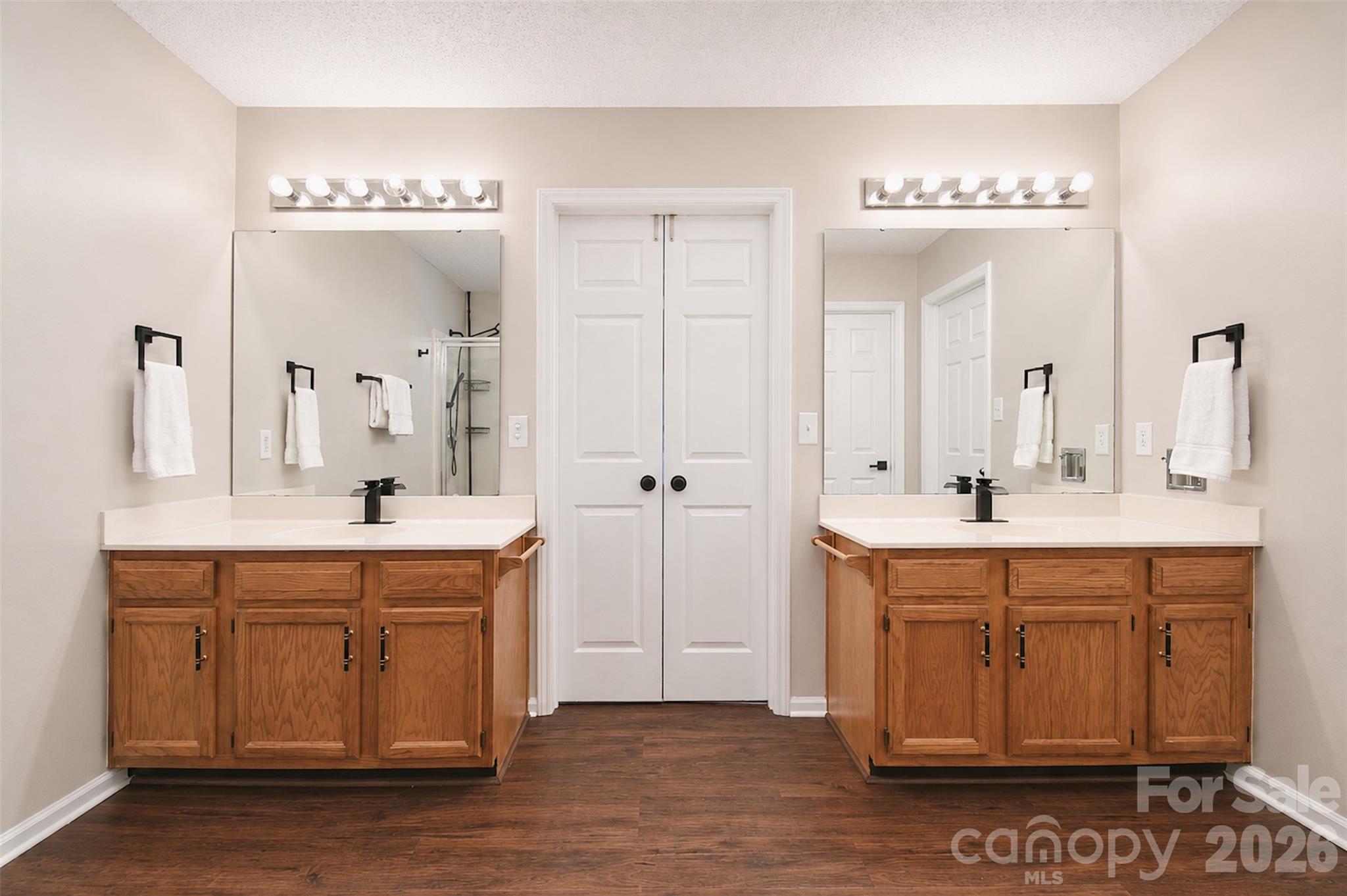3837 Beauvista Drive — Charlotte
